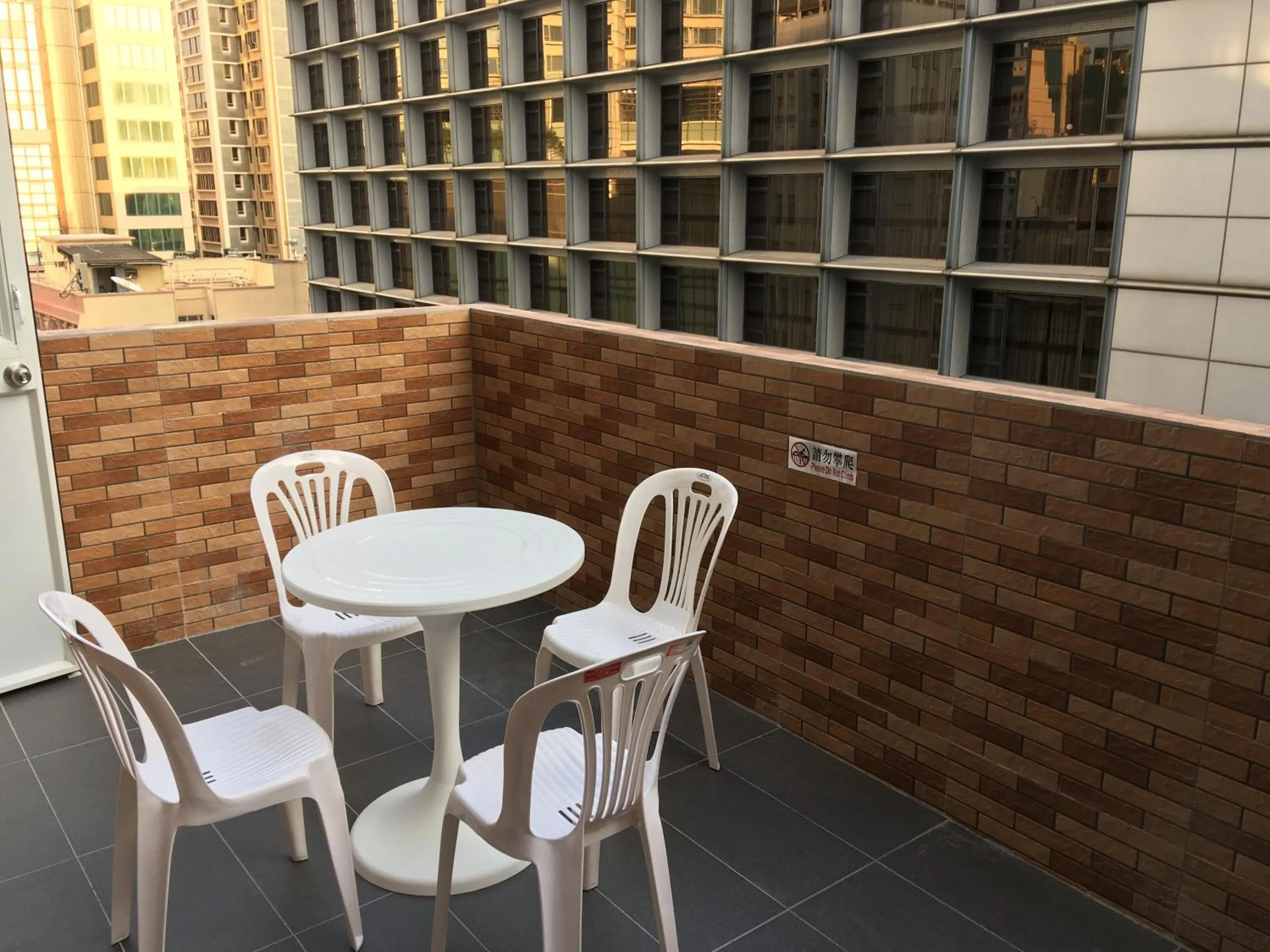 Bed in Hk Peace Guest House