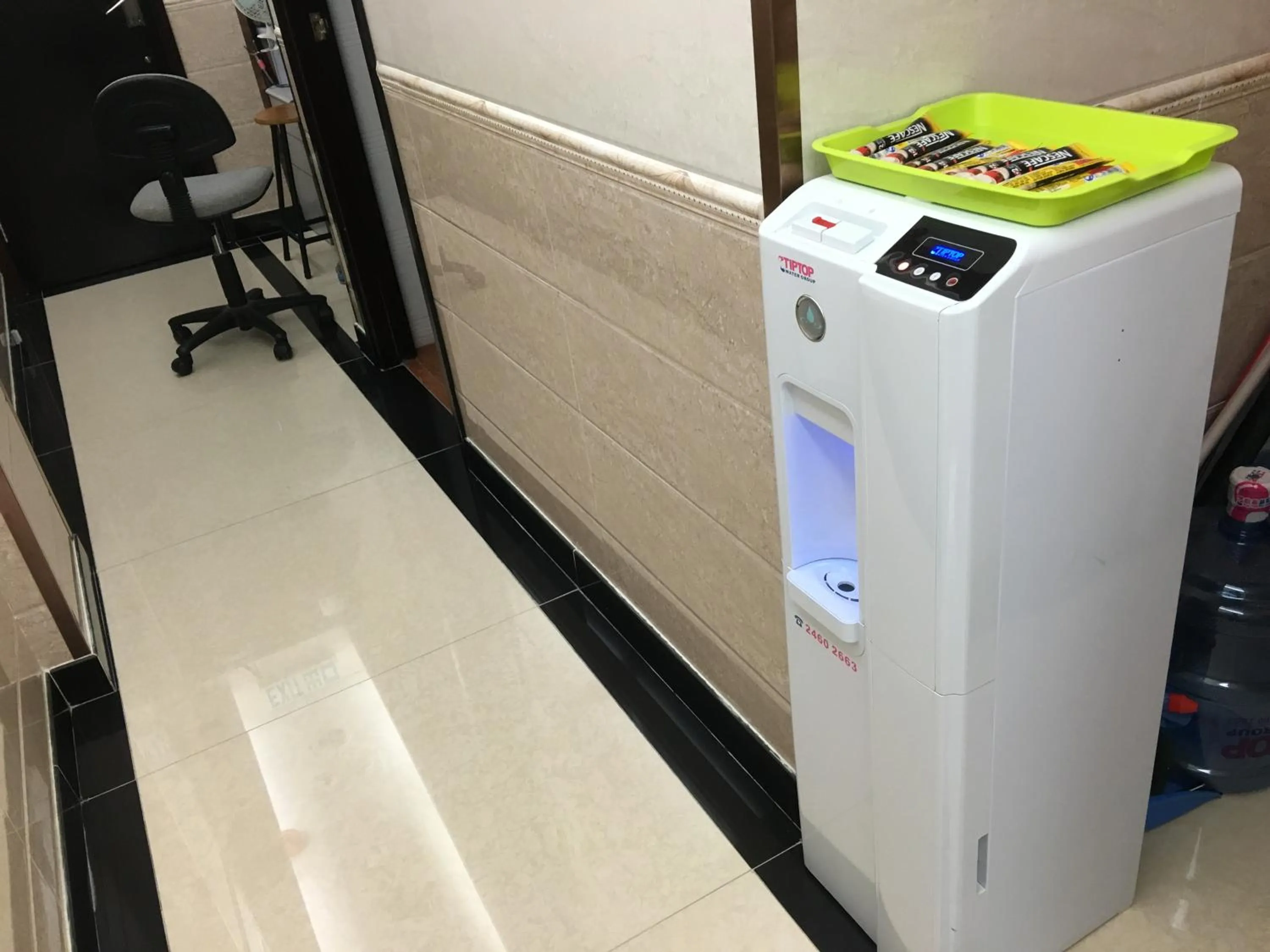 Bed in Hk Peace Guest House