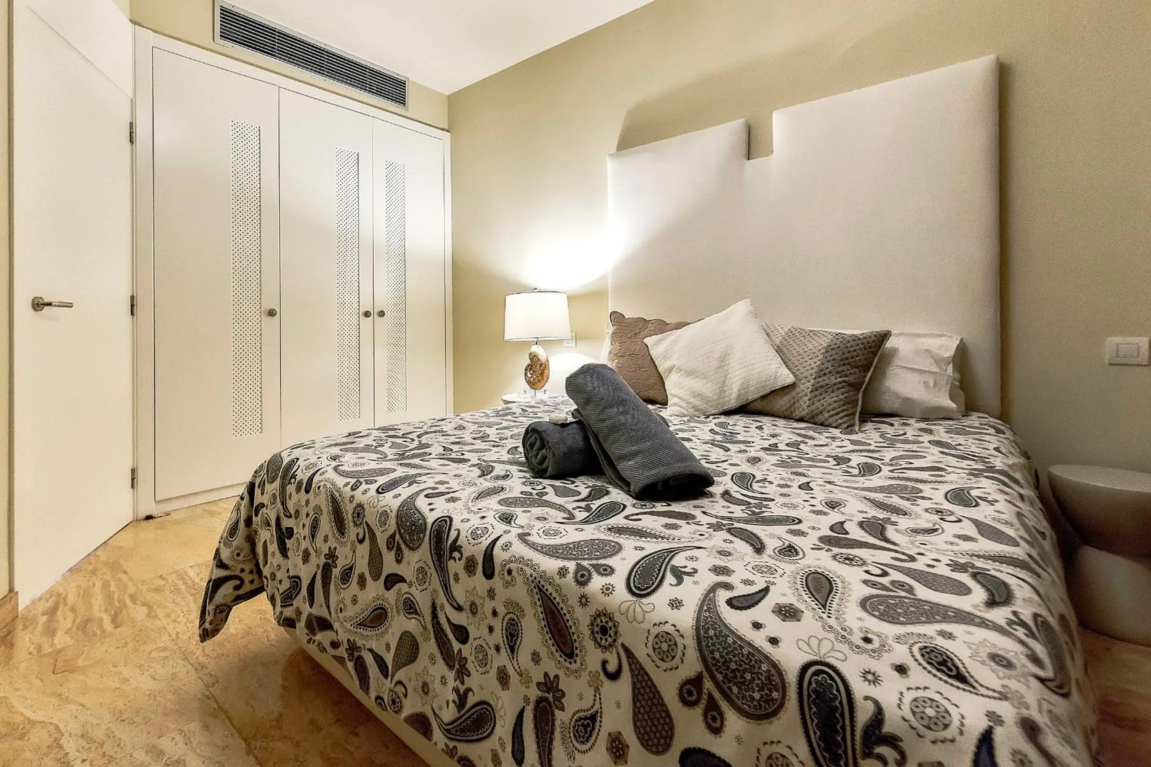Bed in Apartamento Altamira