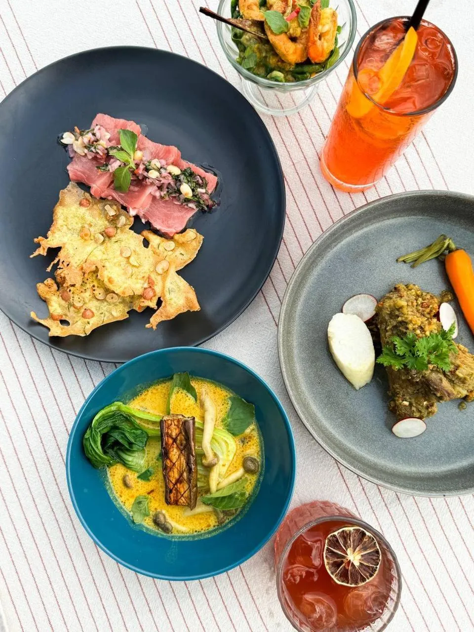 Restaurant/places to eat in Sumberkima Hill 1