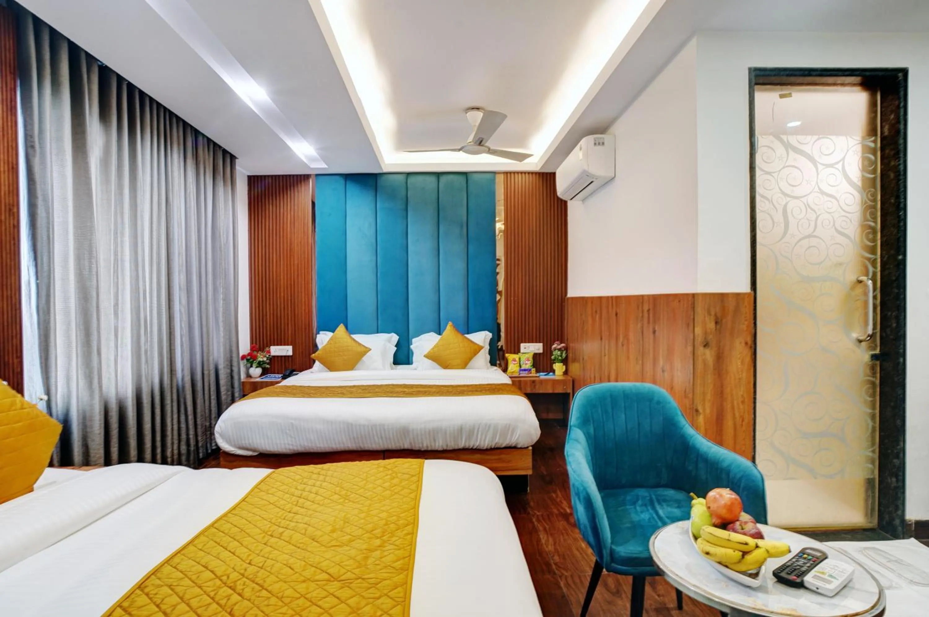 Bed in Hotel Cabana 5 Mins Walking Distance From NDLS Station