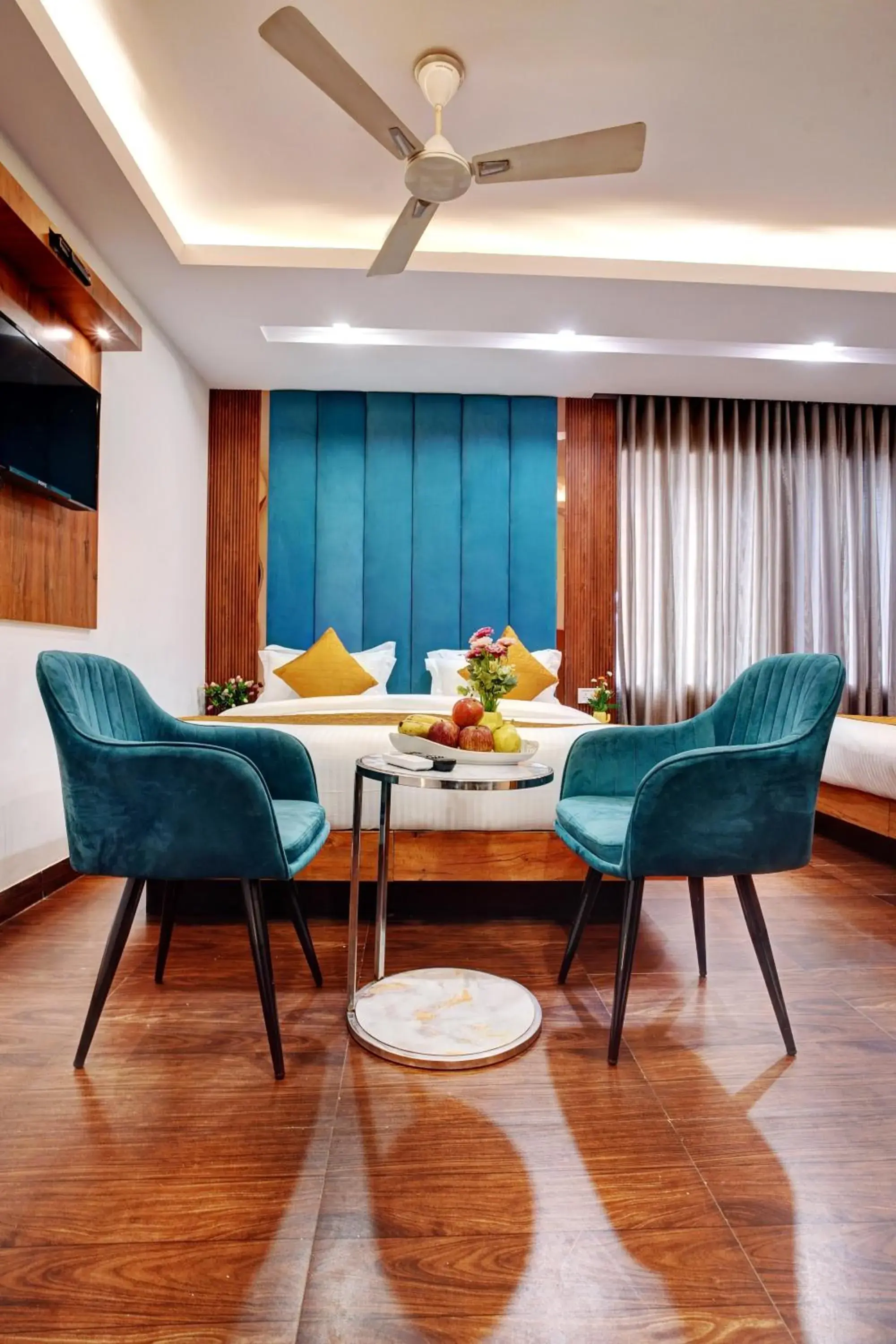 Superior King Room in Hotel Cabana 5 Mins Walking Distance From NDLS Station Superior King Room in Hotel Cabana 5 Mins Walking Distance From NDLS Station