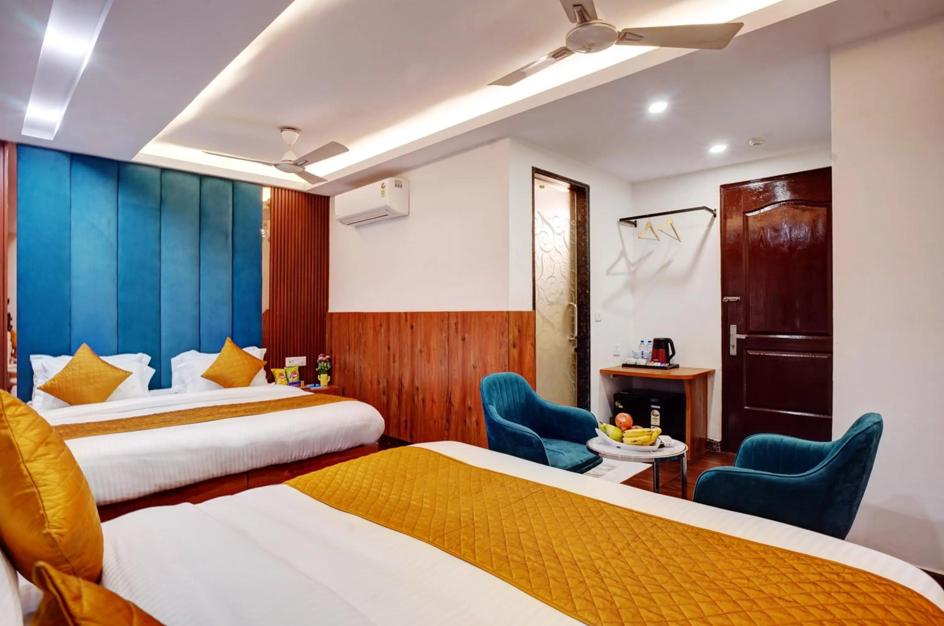 Bed in Hotel Cabana 5 Mins Walking Distance From NDLS Station