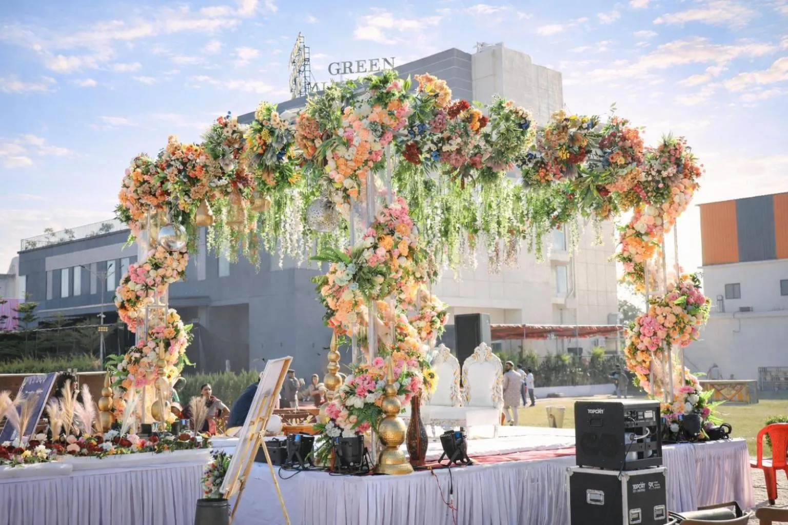 Decorative detail in Green Mountain Resort