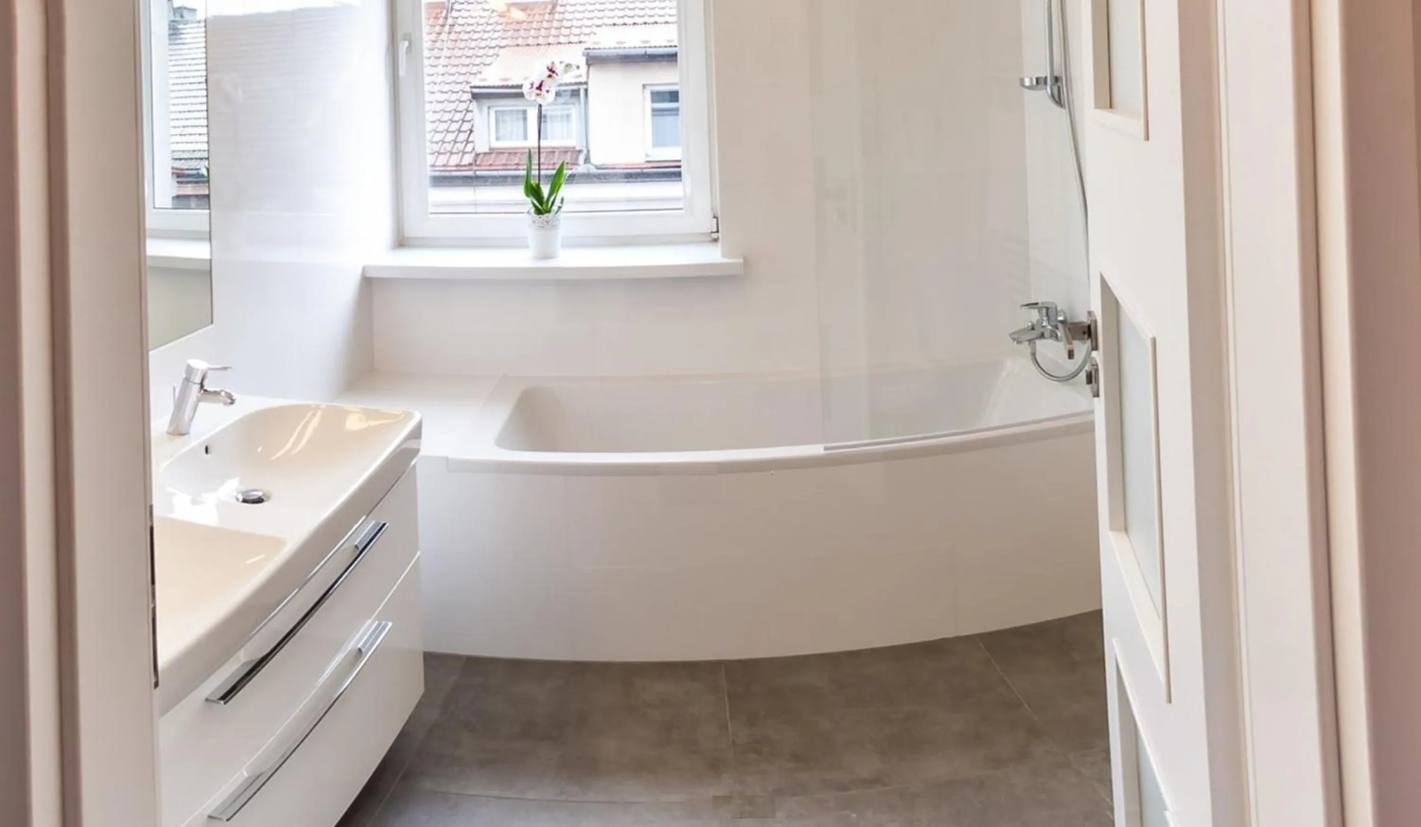 Bathroom in Emaus Apartments