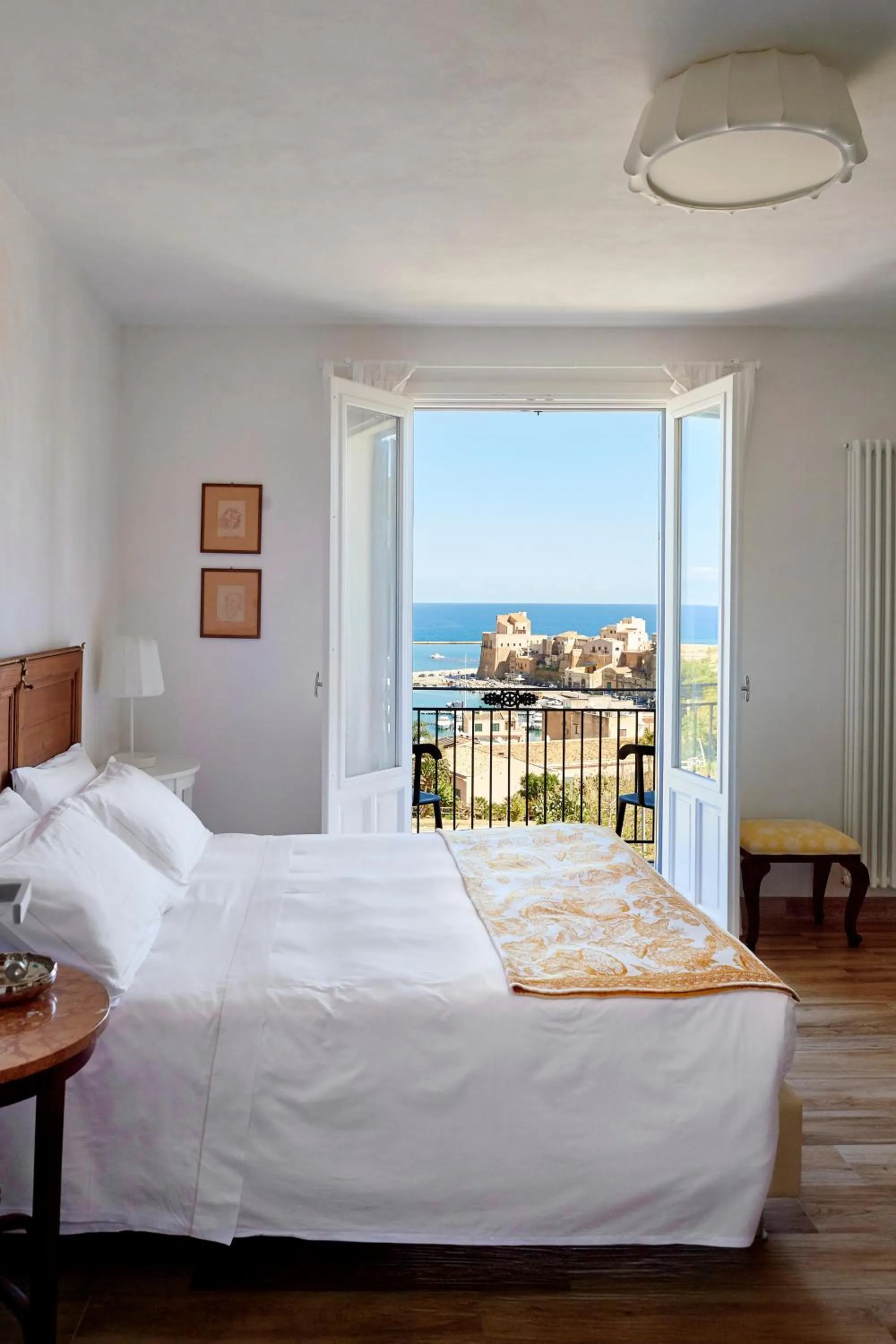 Santina Suites