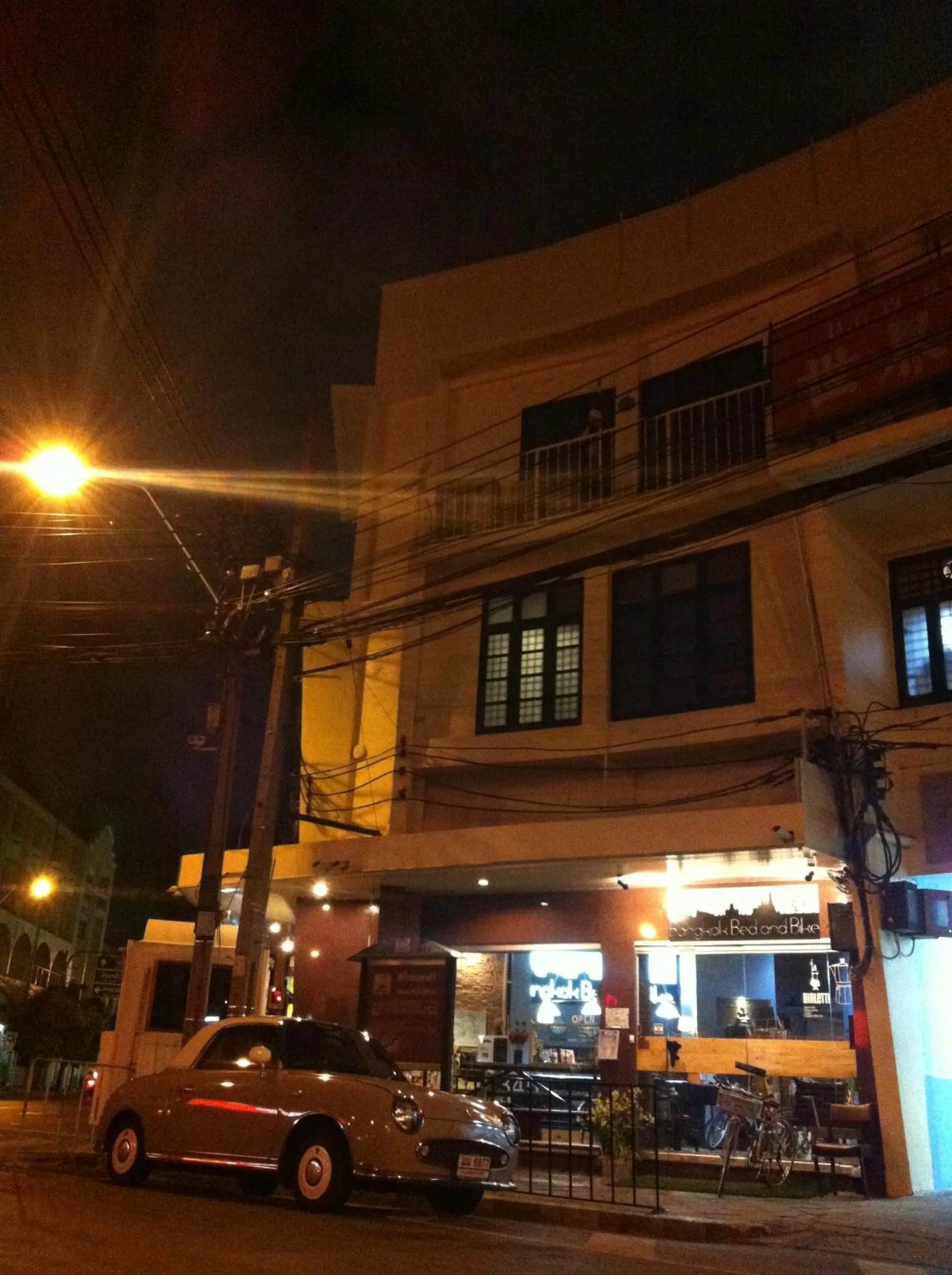 Property building in Bangkok Bed and Bike