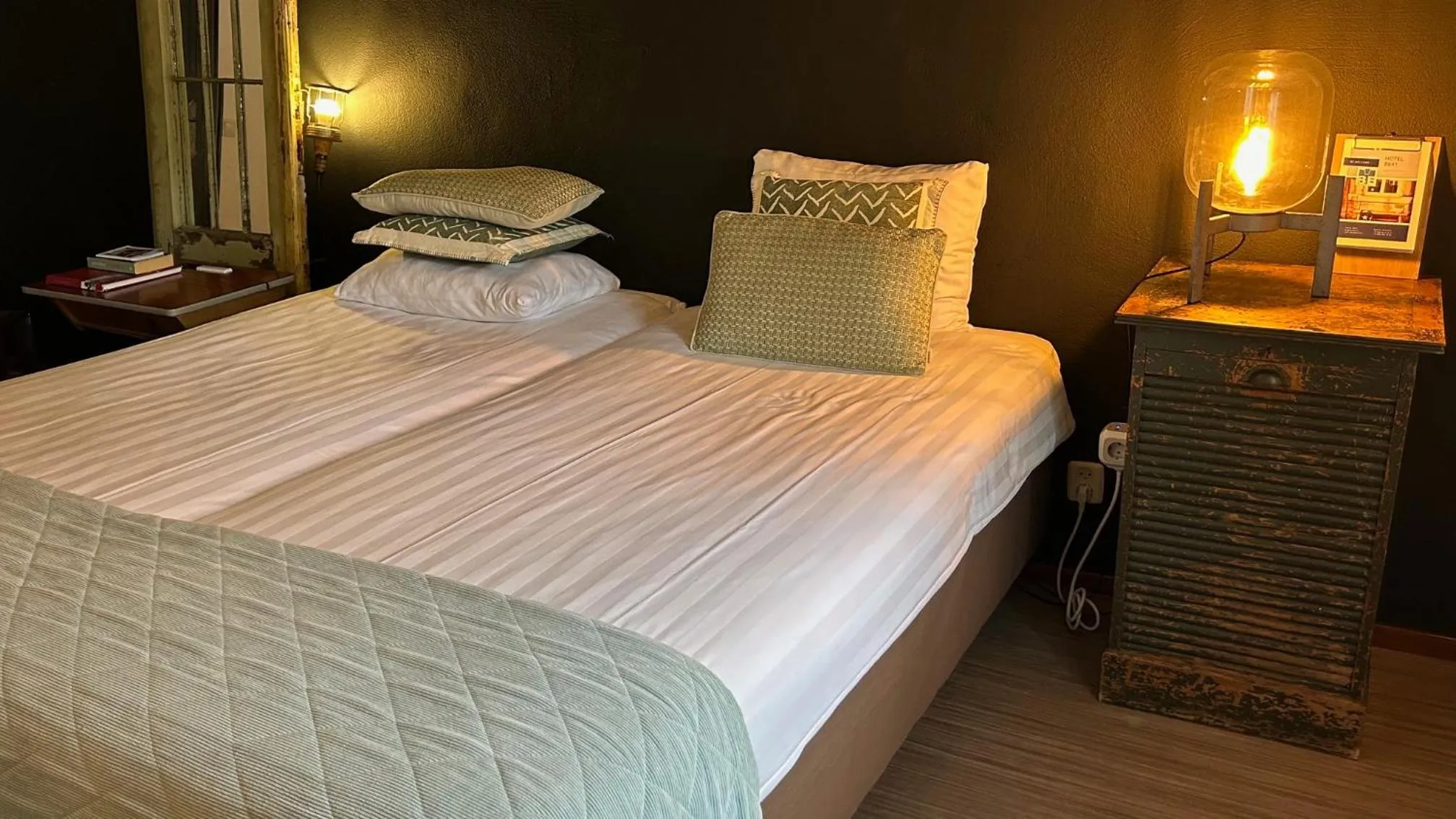 Bed in BE41 Boutique Hotel