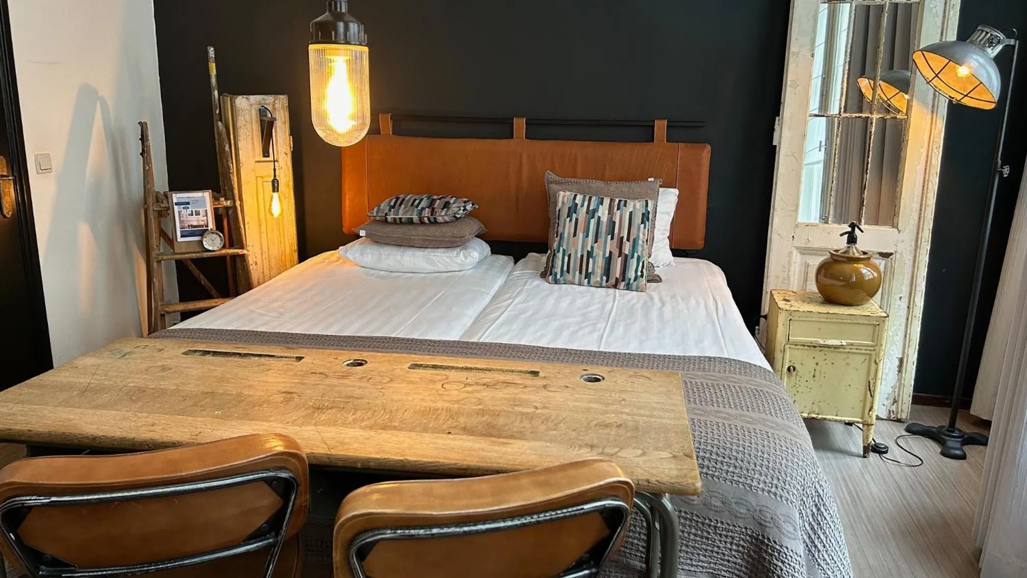 Photo of the whole room, Bed in BE41 Boutique Hotel