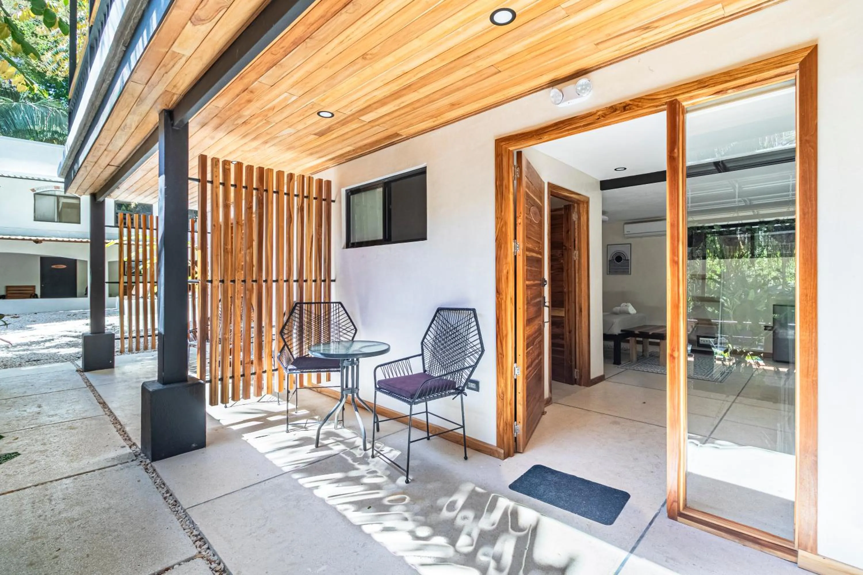 Patio in Believe Surf & Yoga Lodge Santa Teresa