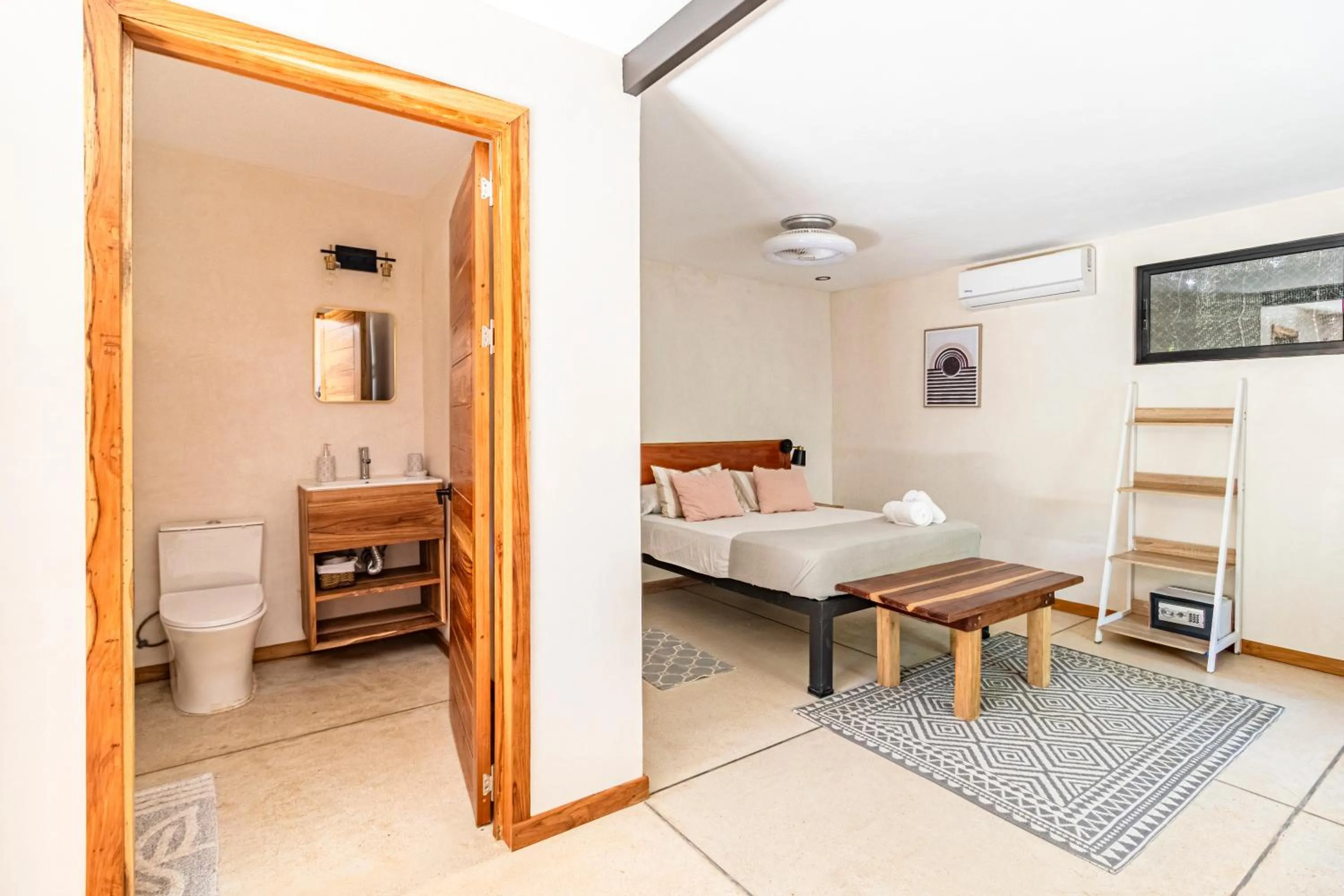 Bed in Believe Surf & Yoga Lodge Santa Teresa