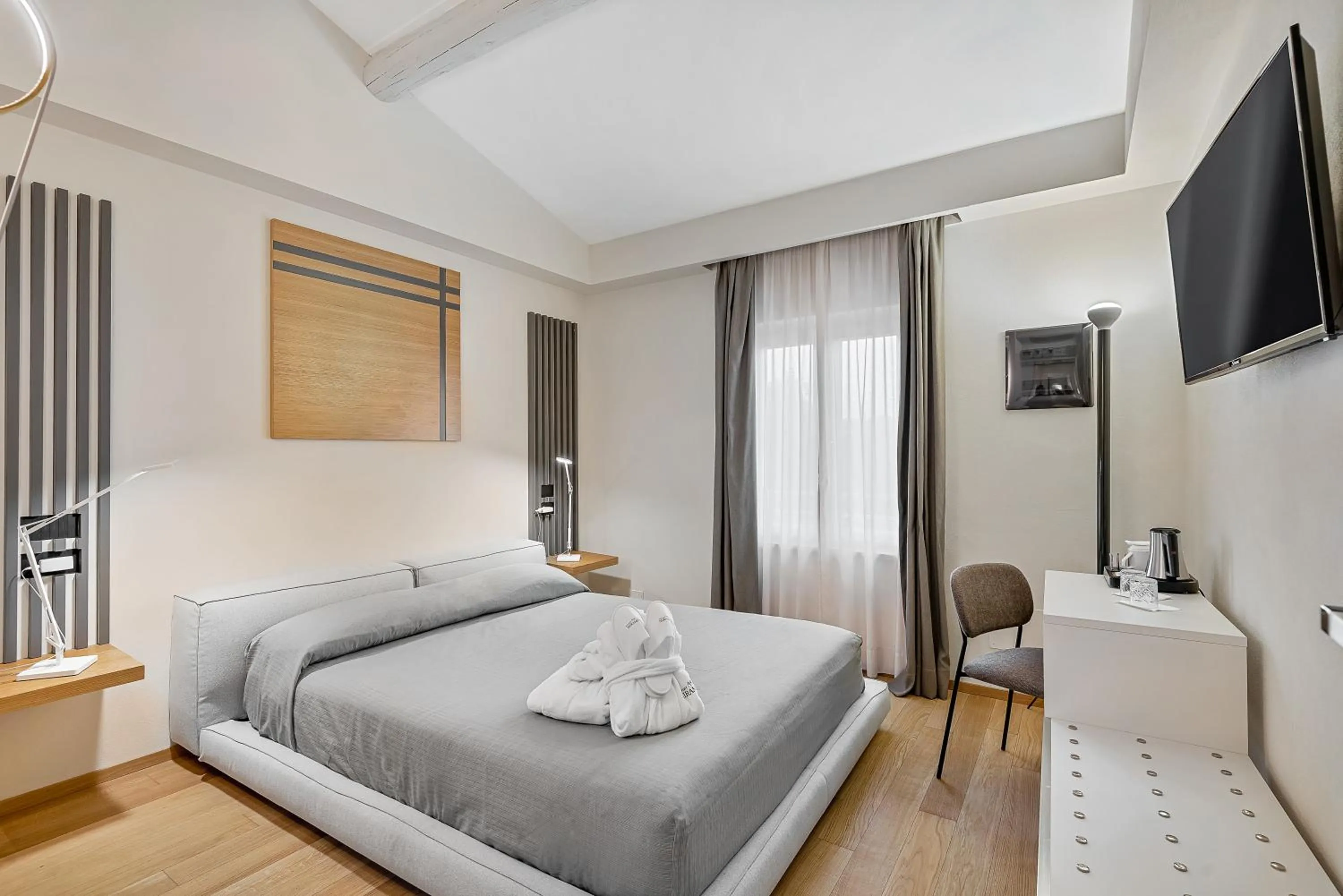 Bedroom, Bed in Resort Miramonti