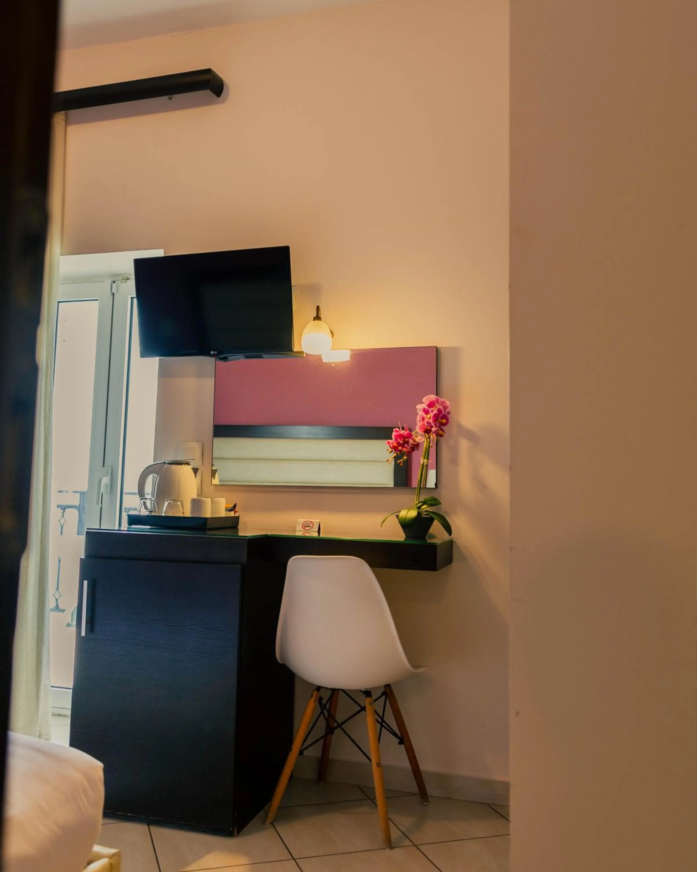 TV and multimedia in Hotel Kyani Akti