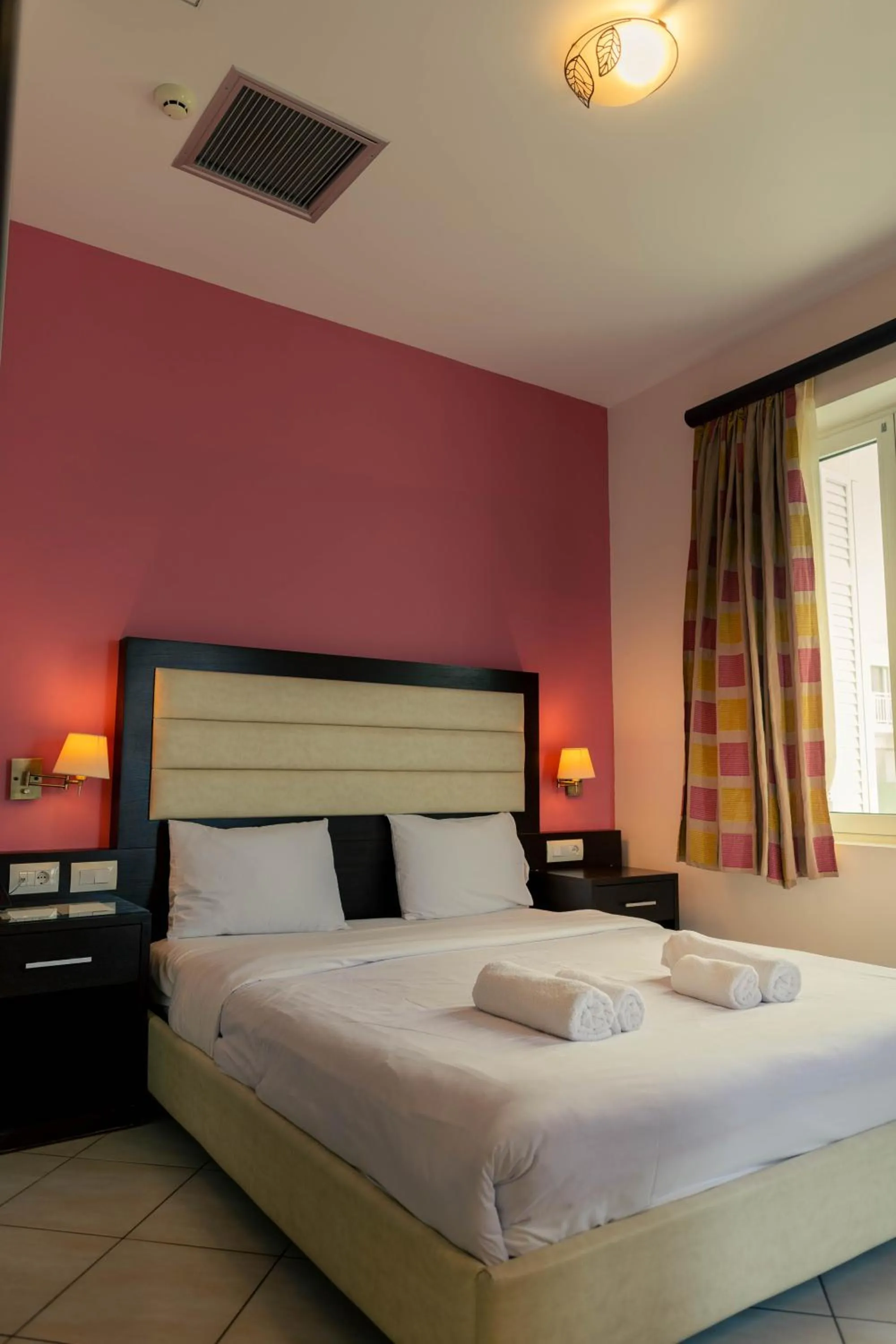 Bedroom, Bed in Hotel Kyani Akti