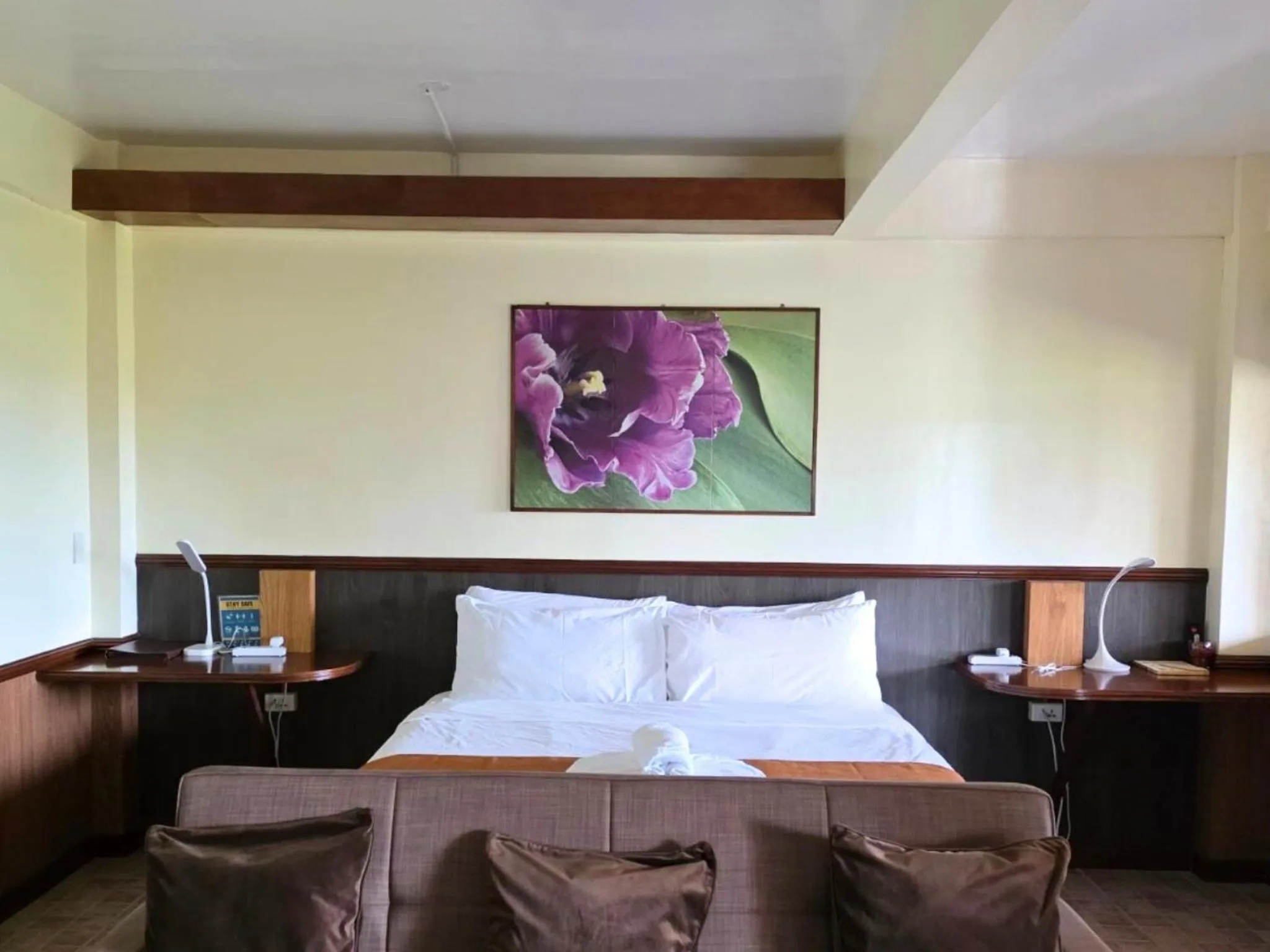 Bed in Verde View Villas