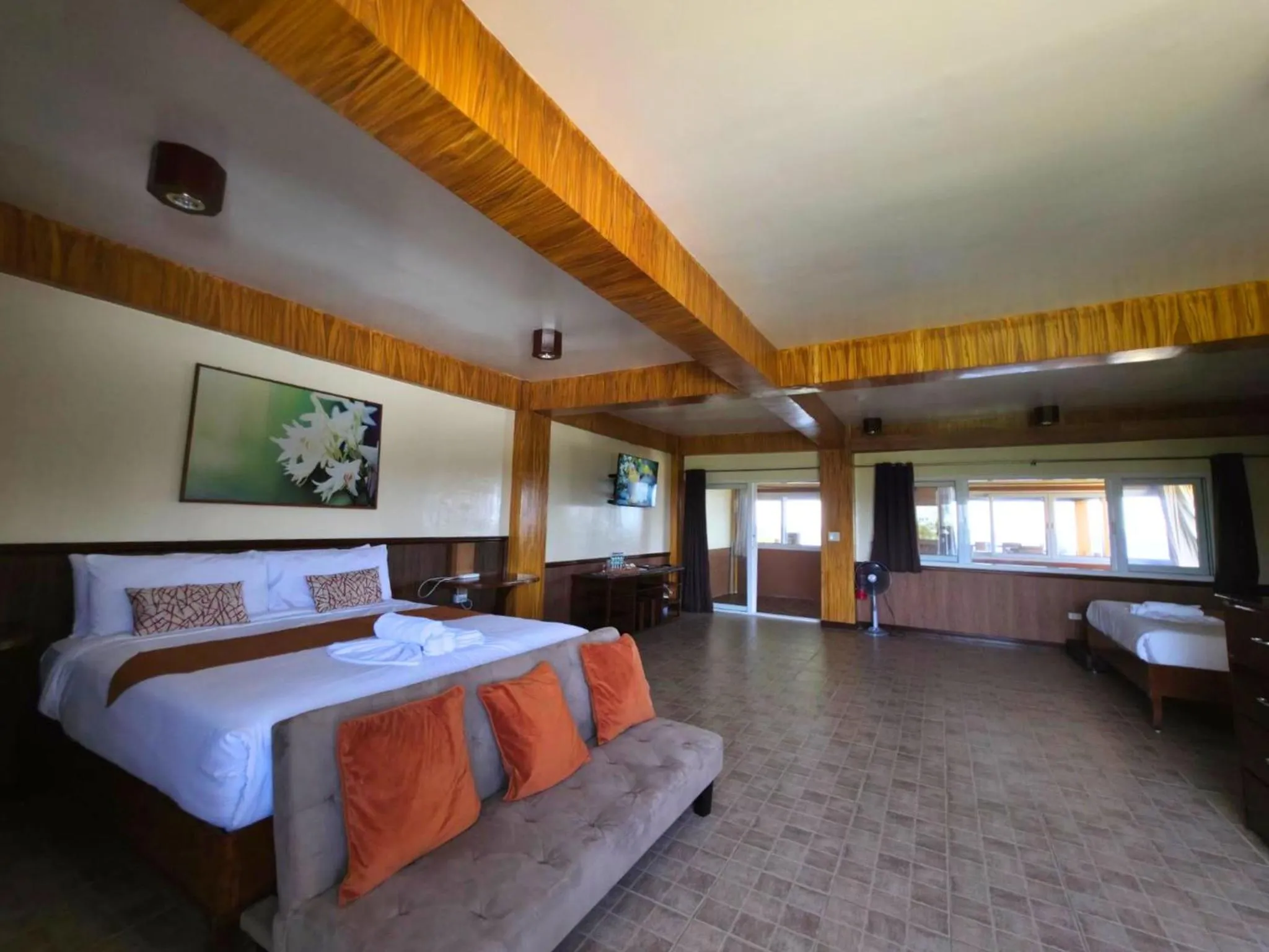 Photo of the whole room, Bed in Verde View Villas