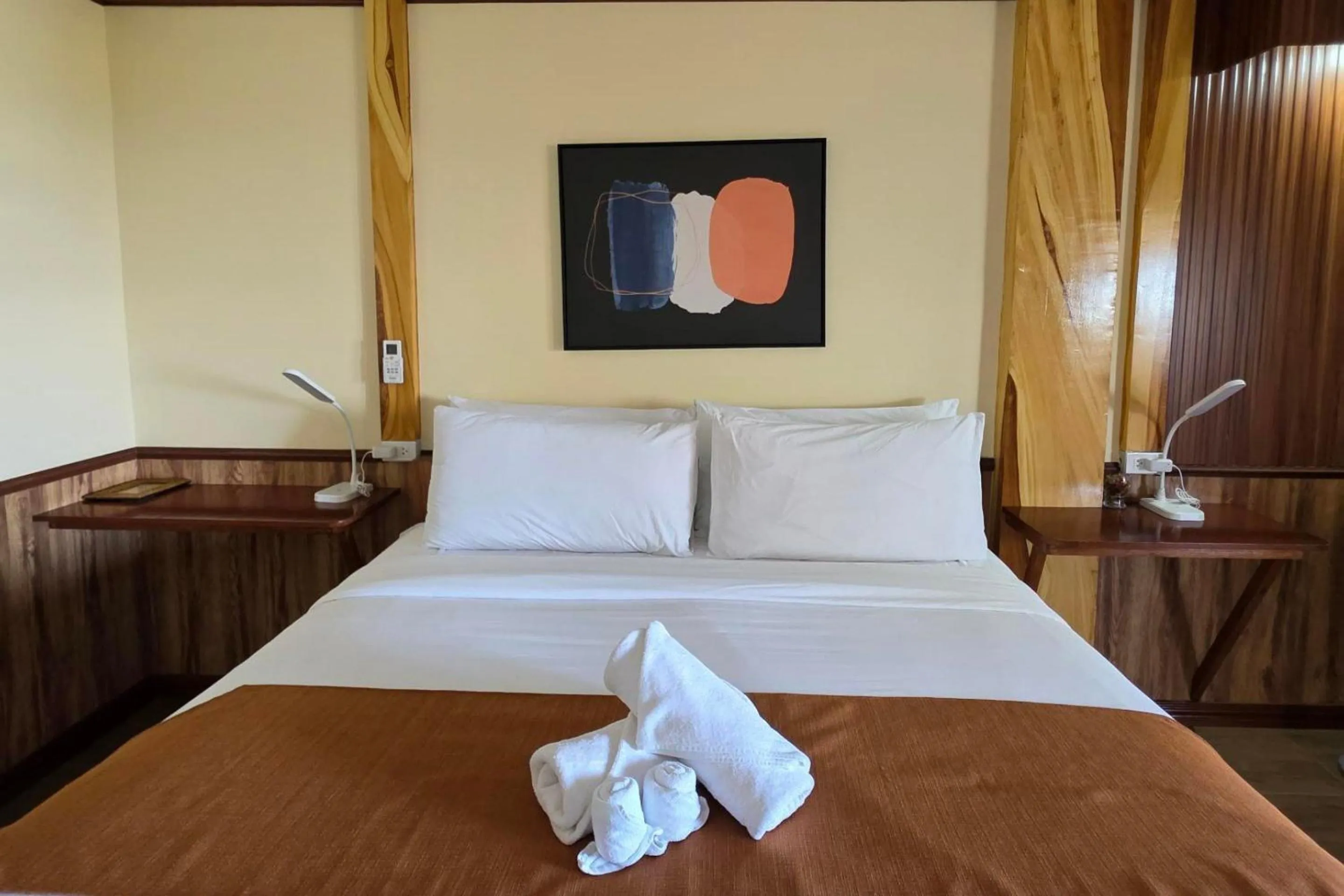 Bed in Verde View Villas