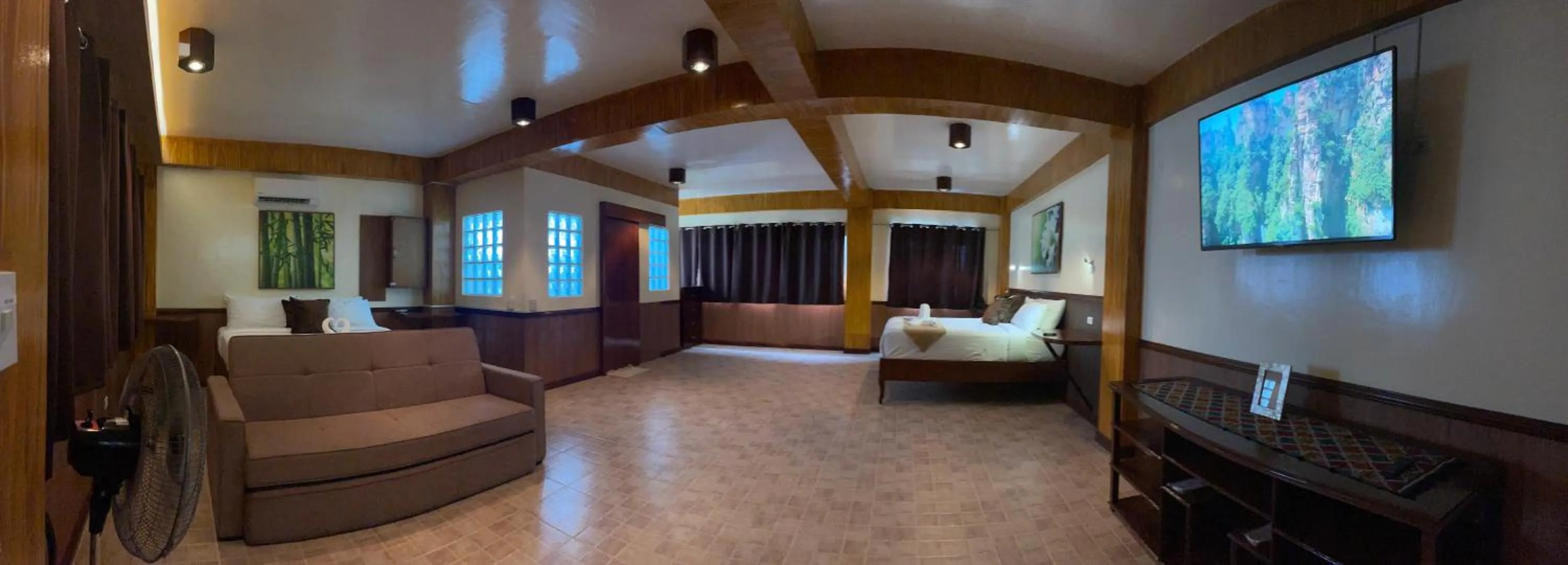 Photo of the whole room, Bed in Verde View Villas