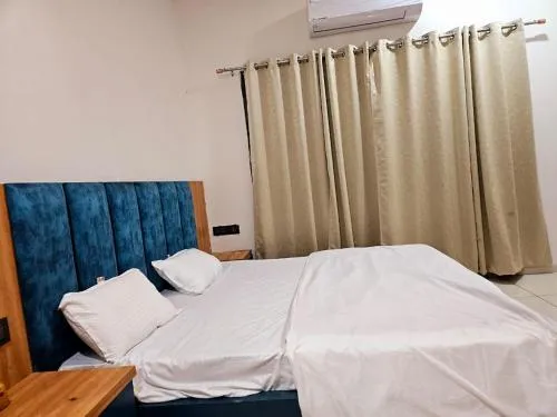 Hotel Madhushree