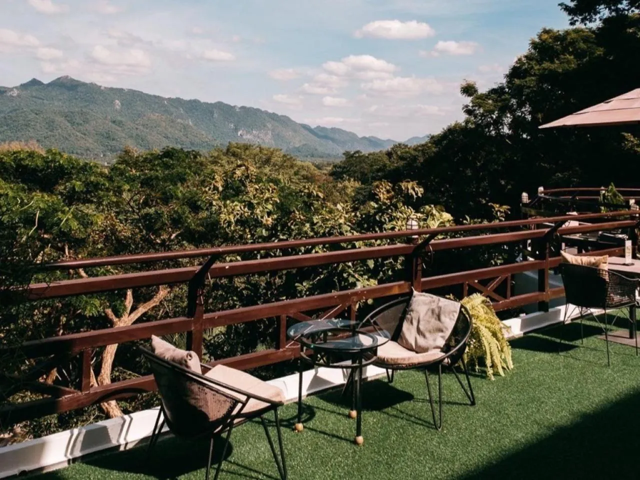 Day in Issara Boutique Winery Hotel