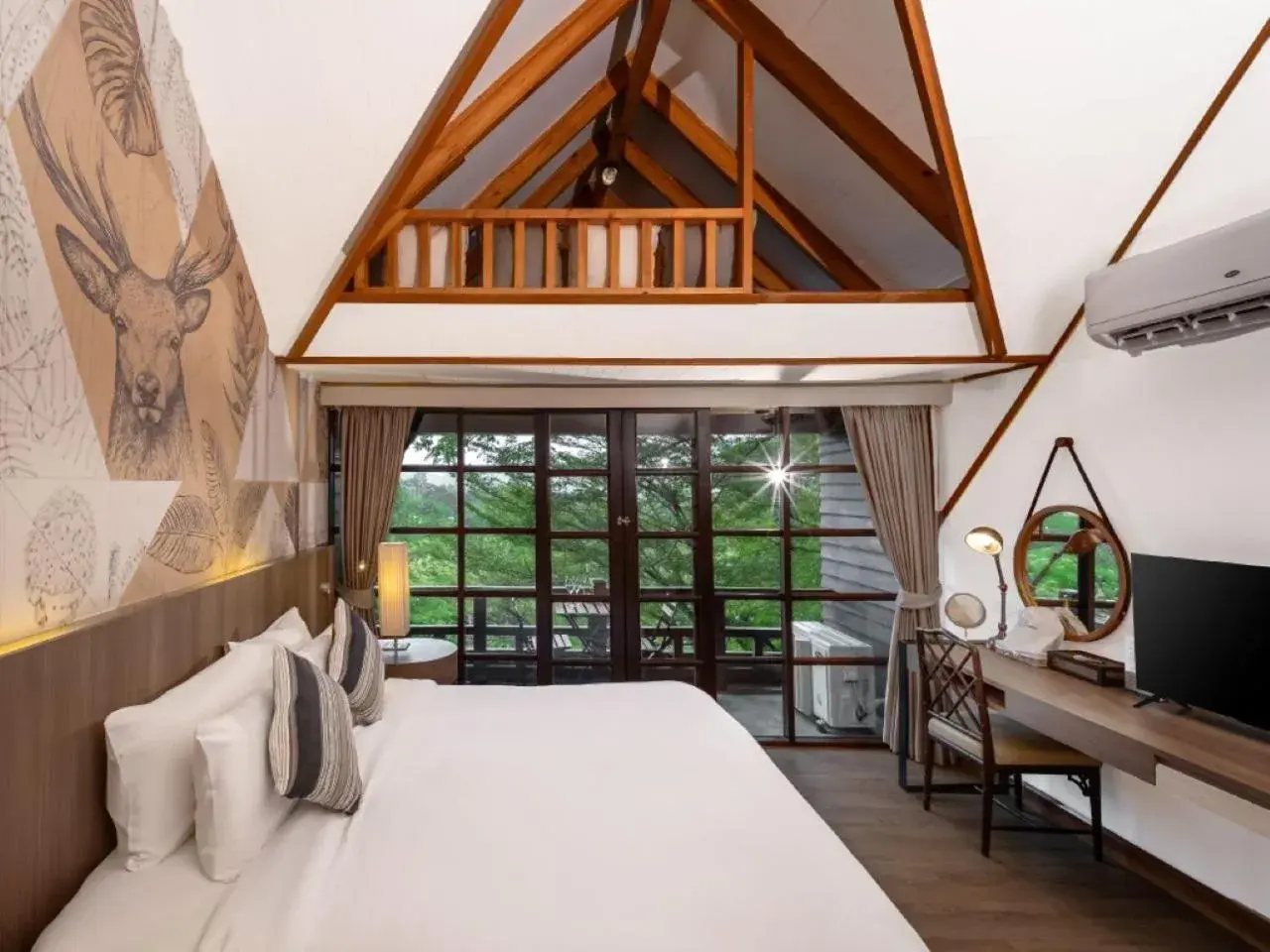 Bed in Issara Boutique Winery Hotel Bed in Issara Boutique Winery Hotel