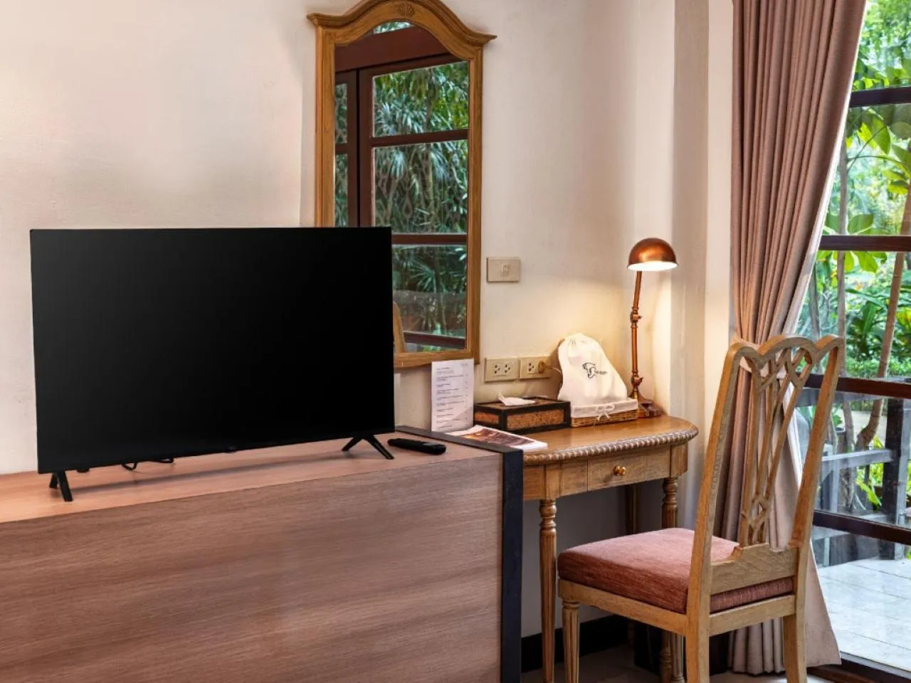 Bathroom in Issara Boutique Winery Hotel