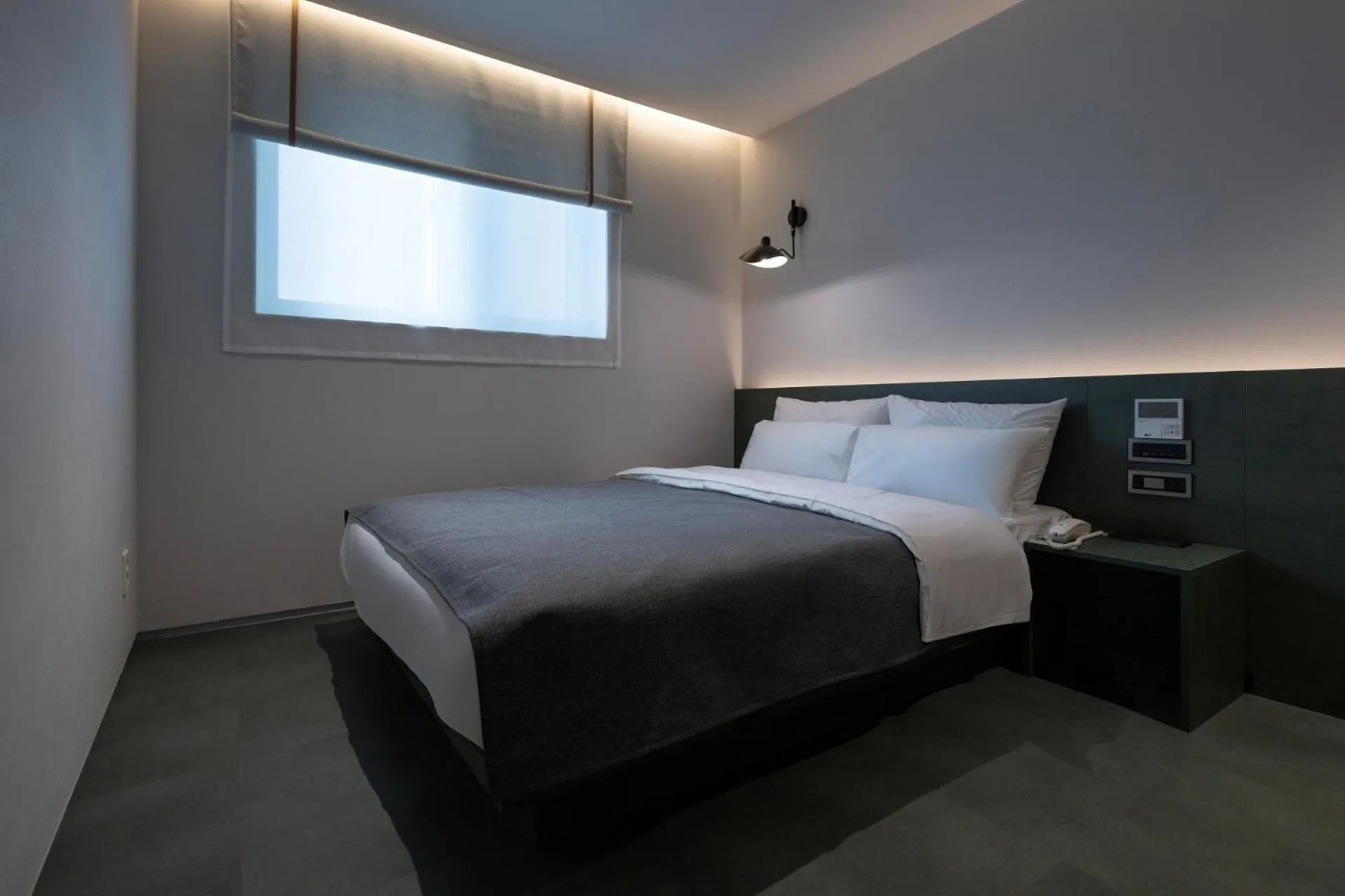 Photo of the whole room, Bed in Anook Hotel Suwon Station