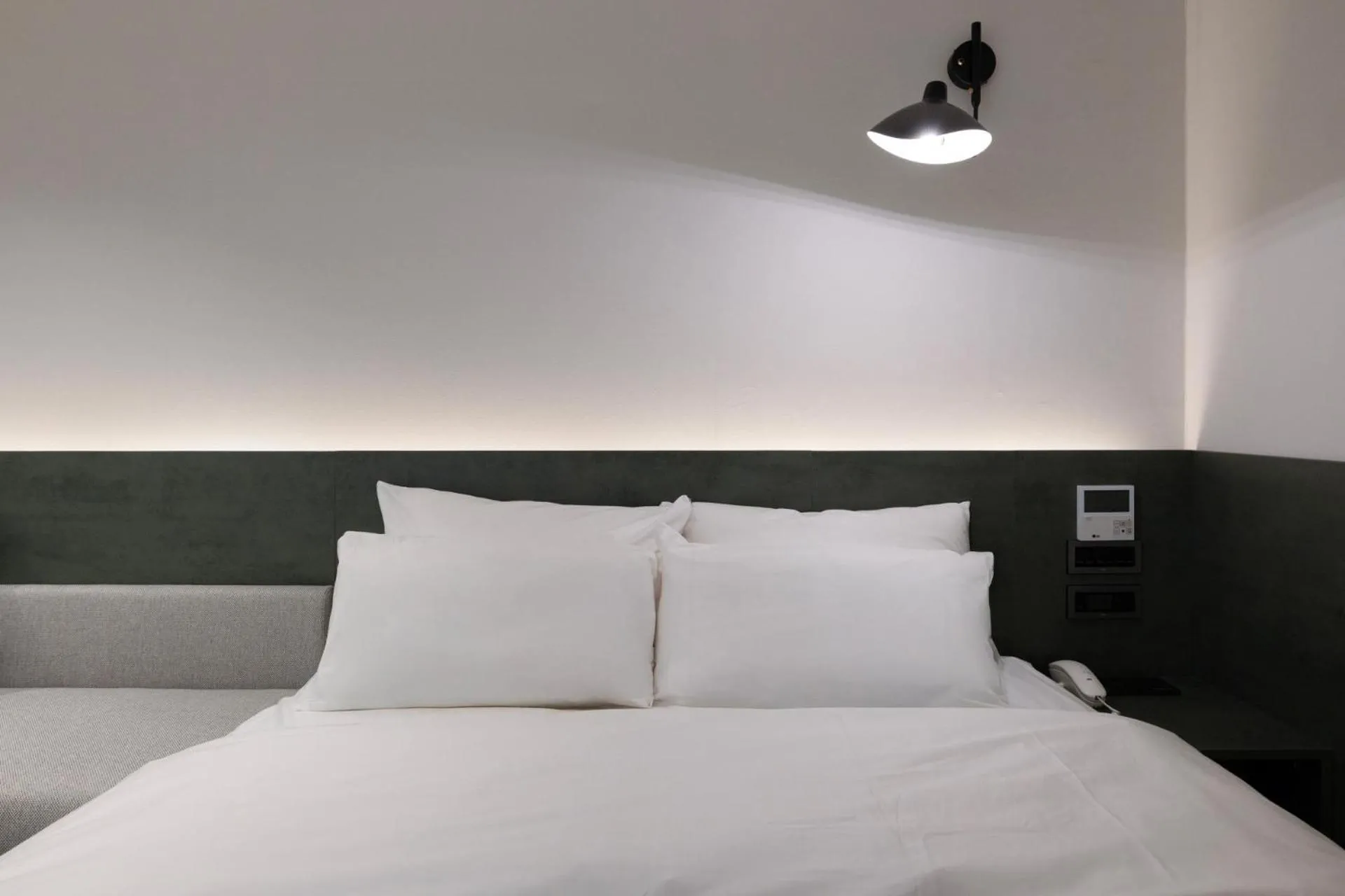 Bed in Anook Hotel Suwon Station