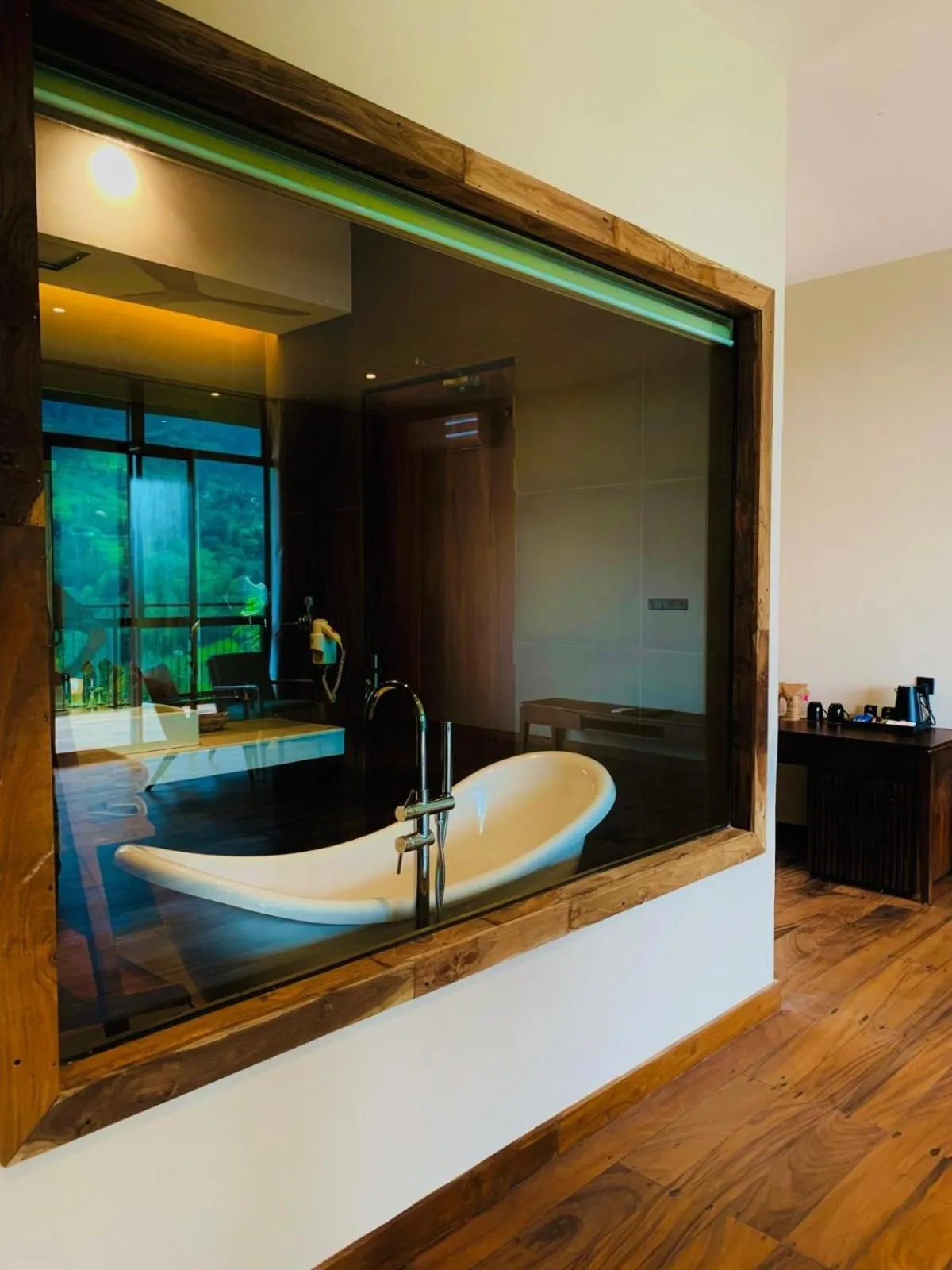 Bathroom in Oak Ray Tea Bush