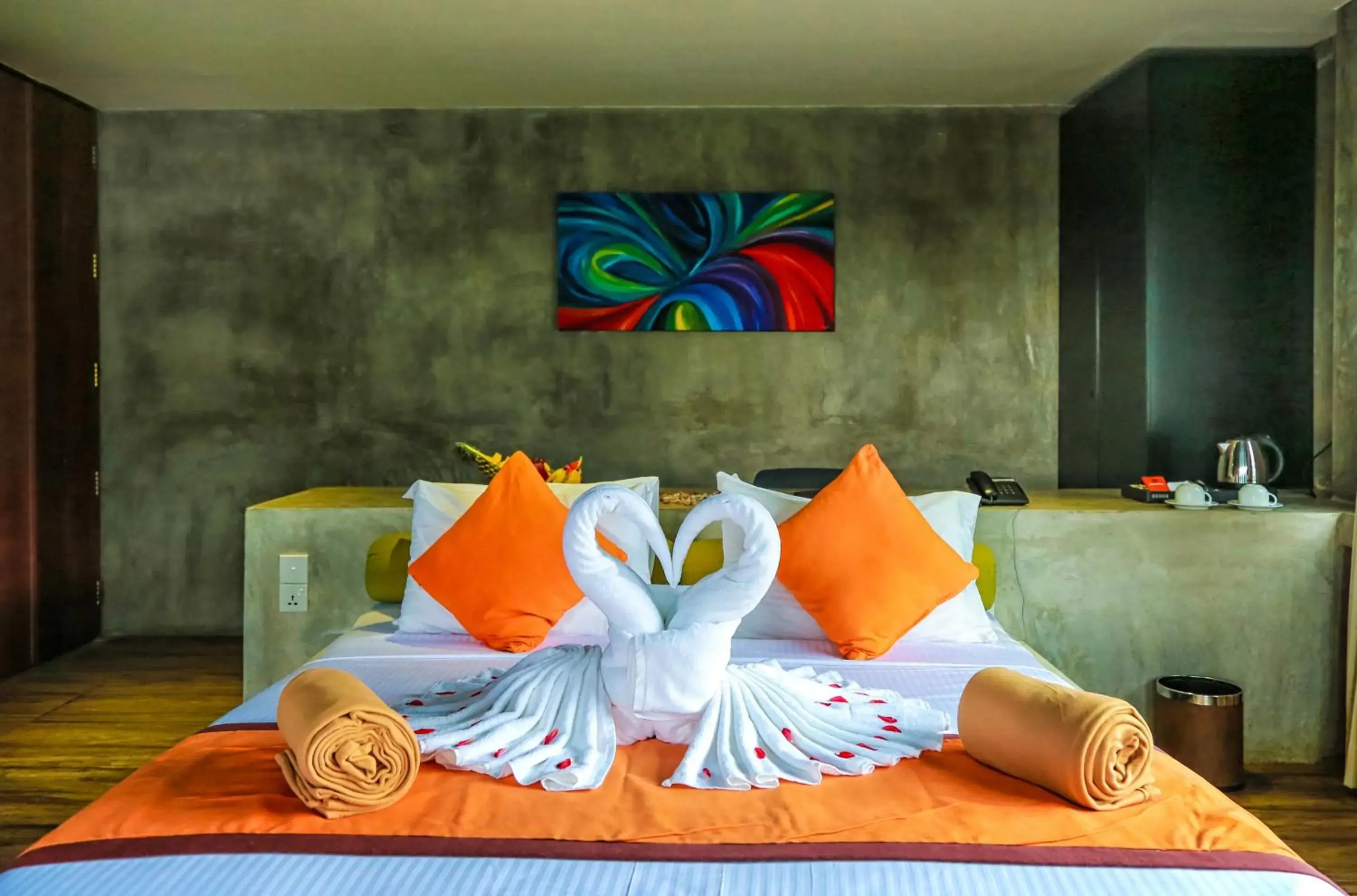 Bedroom, Bed in Oak Ray Tea Bush Bedroom, Bed in Oak Ray Tea Bush