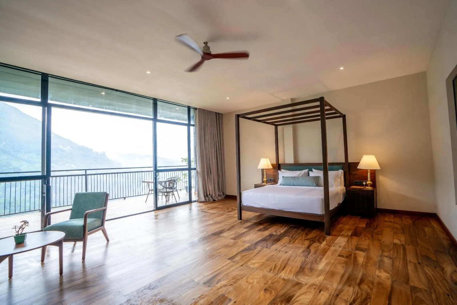 Bedroom, Bed in Oak Ray Tea Bush