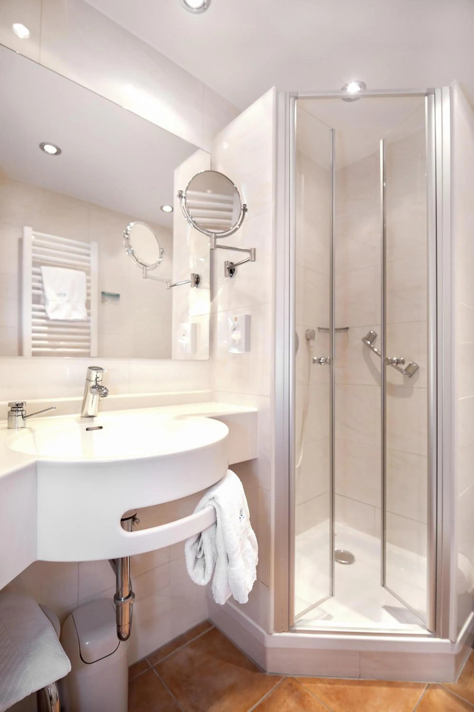 Bathroom in Hotel Avisa