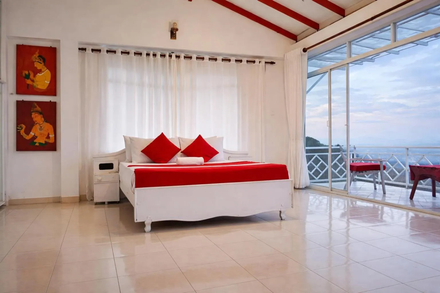 Bed in RedHill Kandy