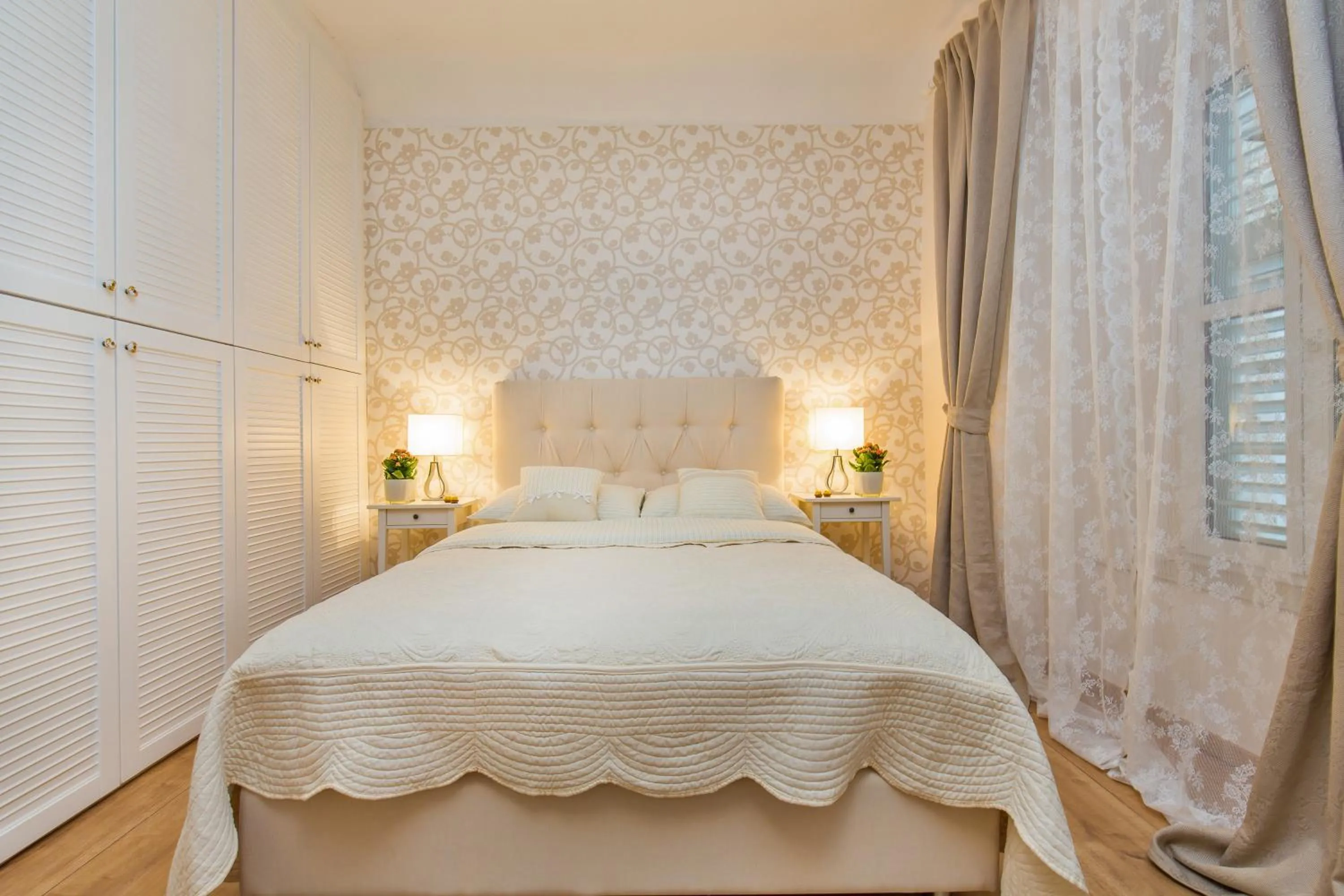 Apartments & Rooms Perla