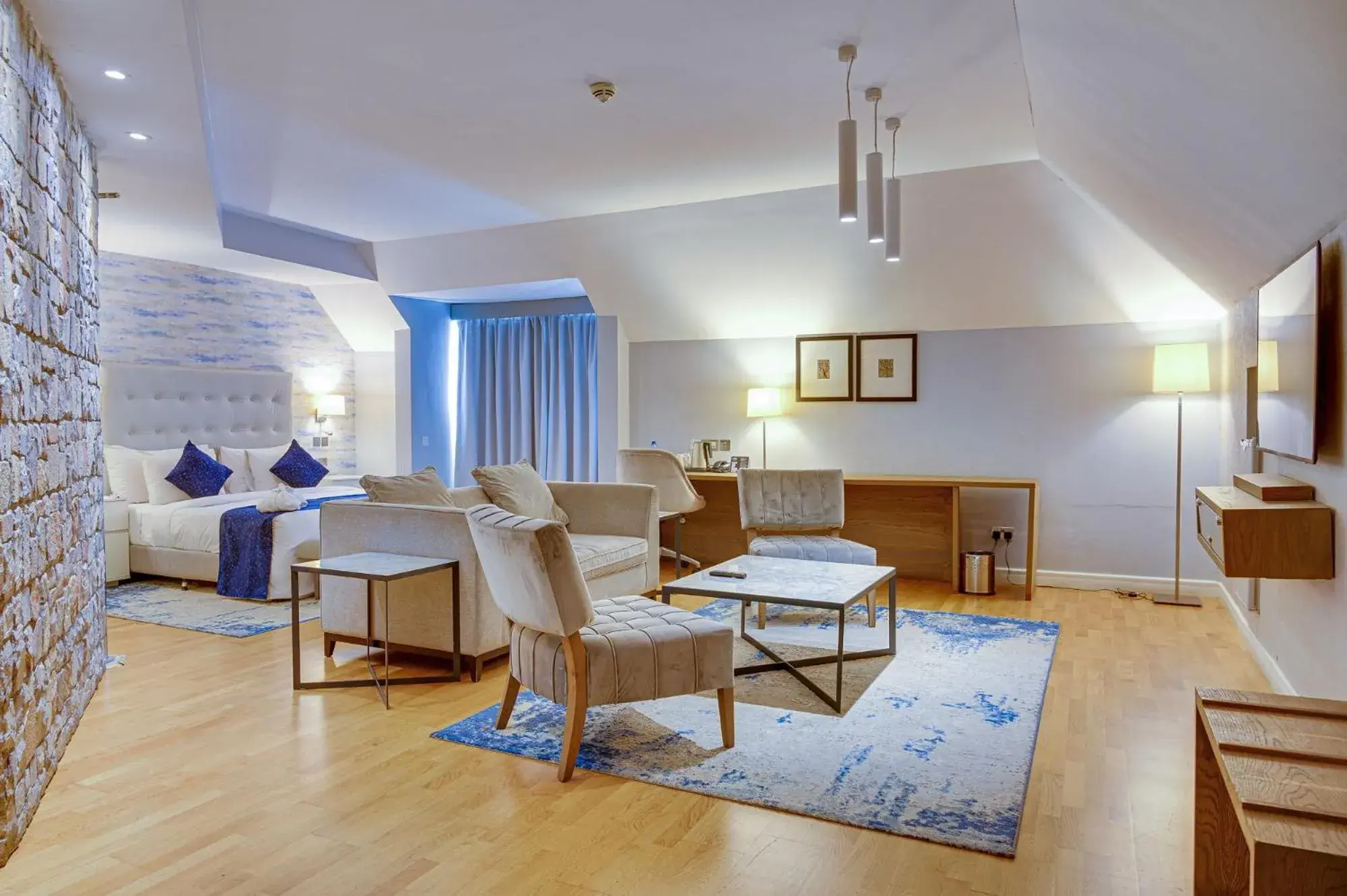 Leola Boutique Hotel Ikeja - Lagos Leola Boutique Hotel Ikeja - Lagos