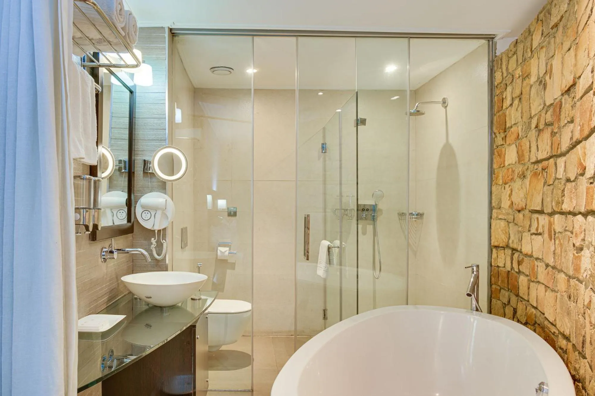 Shower in Leola Boutique Hotel Ikeja - Lagos
