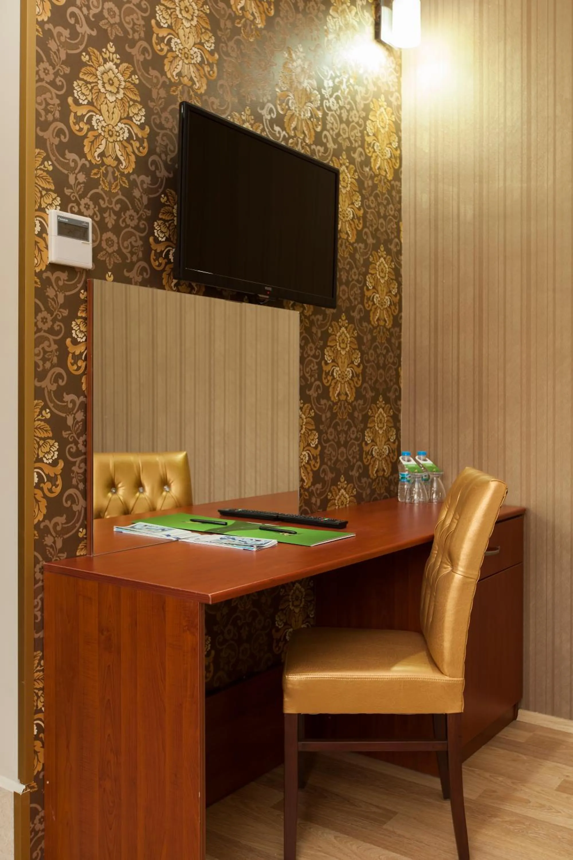 Billiard in Alrazi Hotel