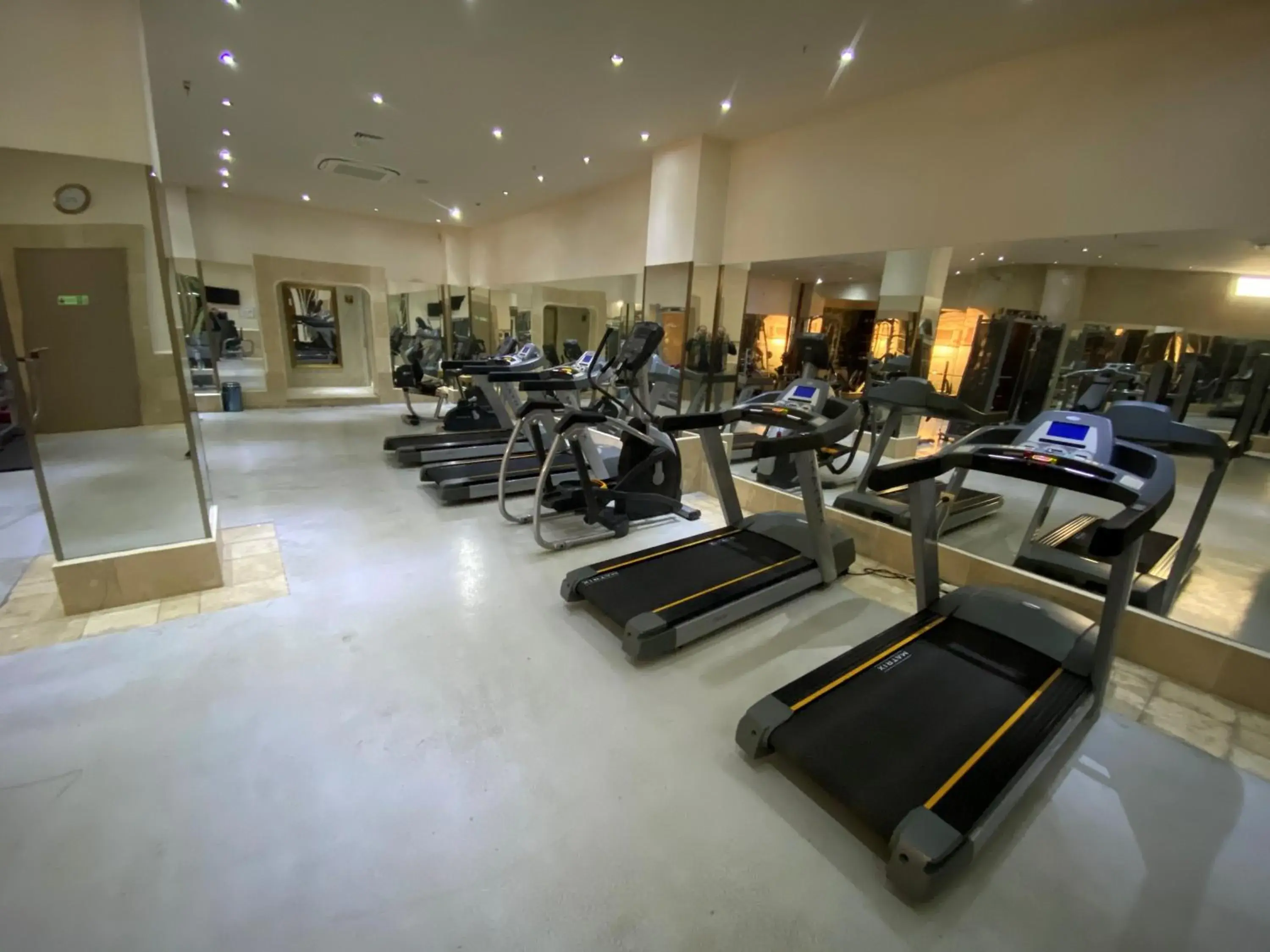 Fitness centre/facilities in Alrazi Hotel Fitness centre/facilities in Alrazi Hotel