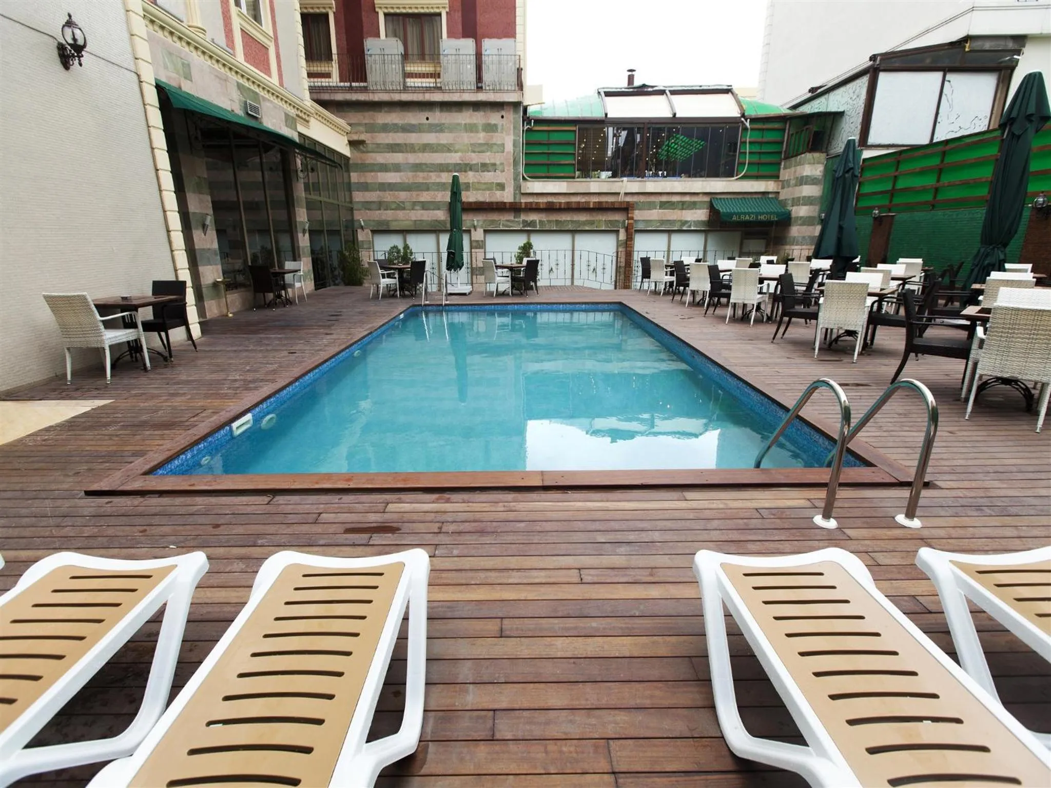 Swimming pool in Alrazi Hotel