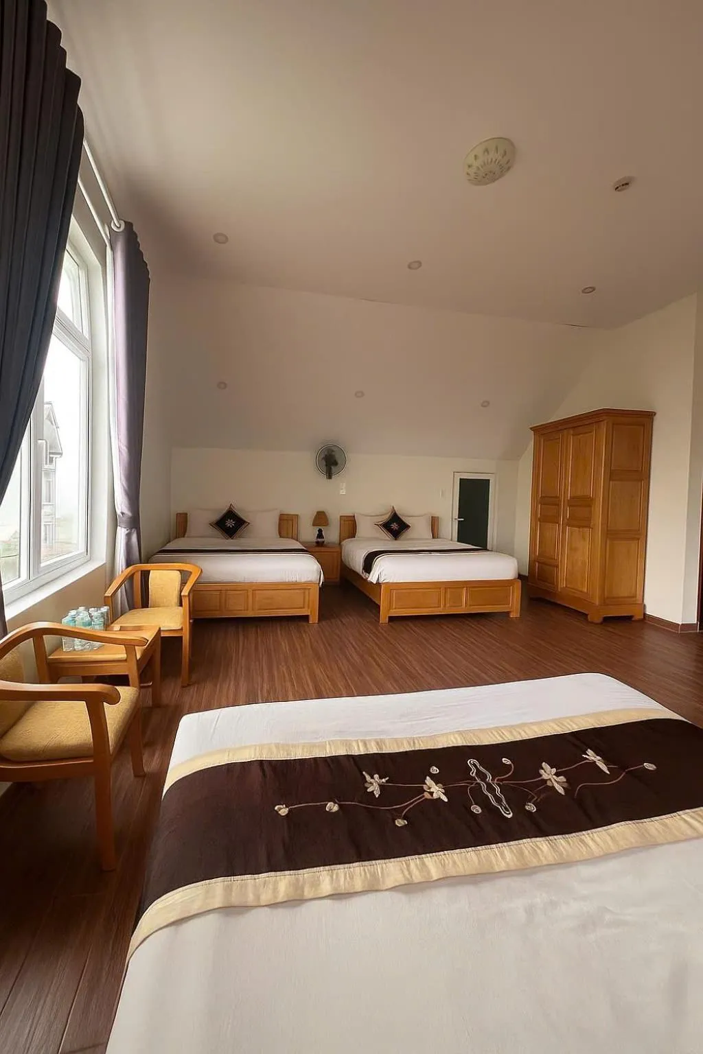 Bedroom, Bed in Lan Viên Villa
