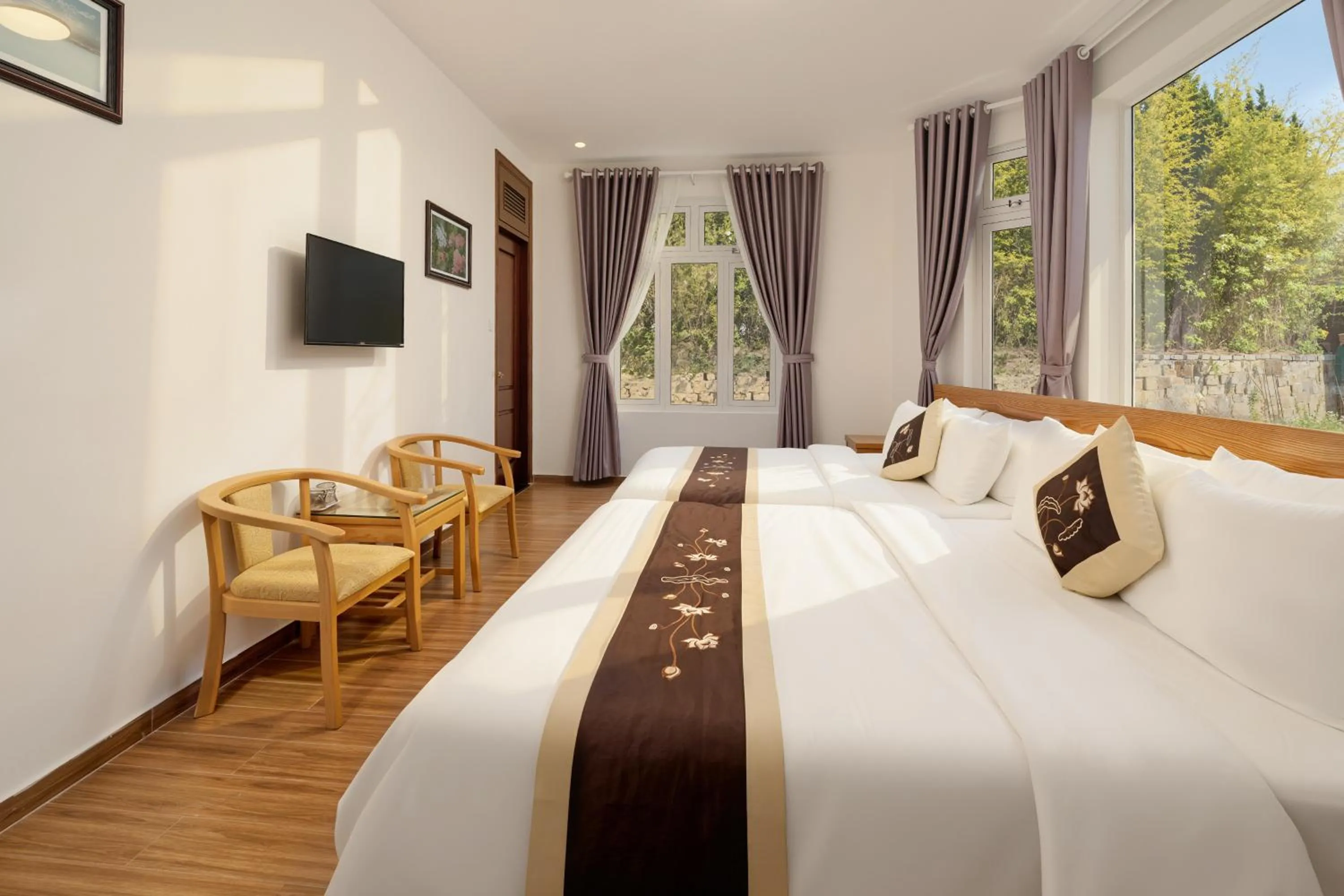 Bedroom, Bed in Lan Viên Villa
