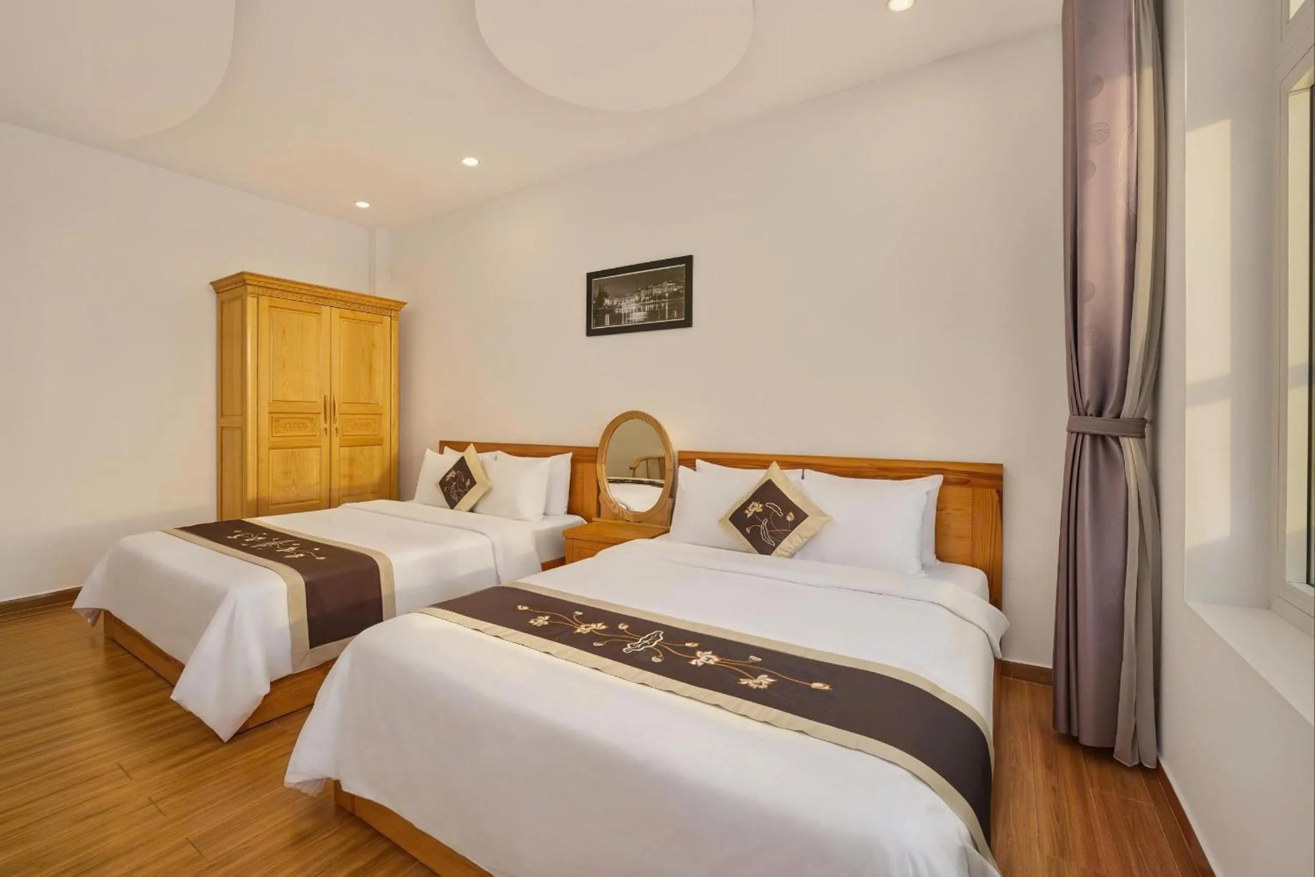Bed in Lan Viên Villa