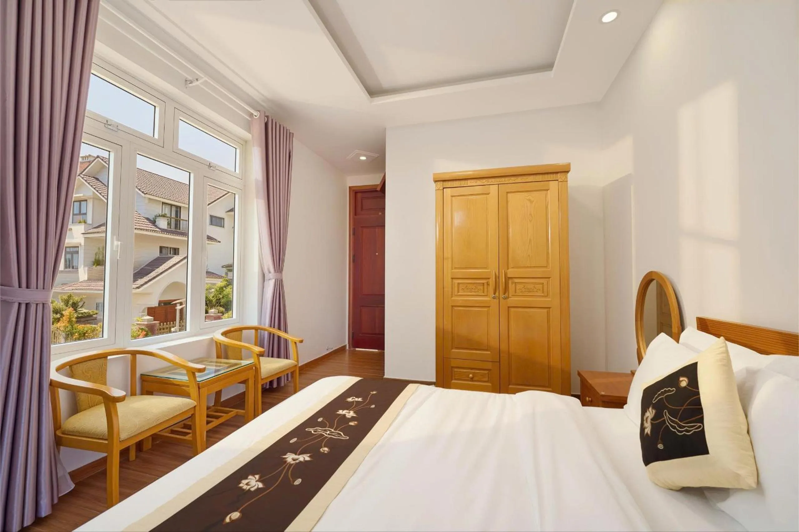Bed in Lan Viên Villa