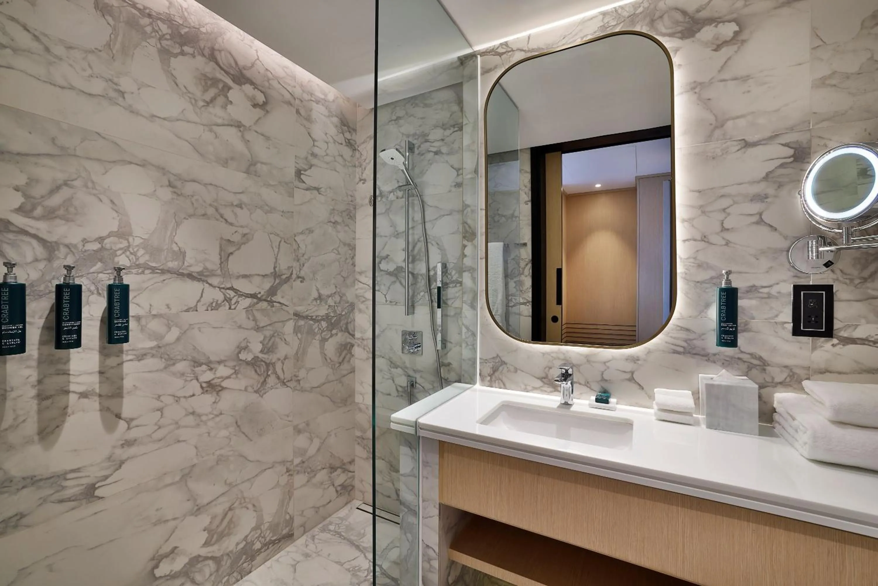 Bathroom in DoubleTree by Hilton Madinah Gate