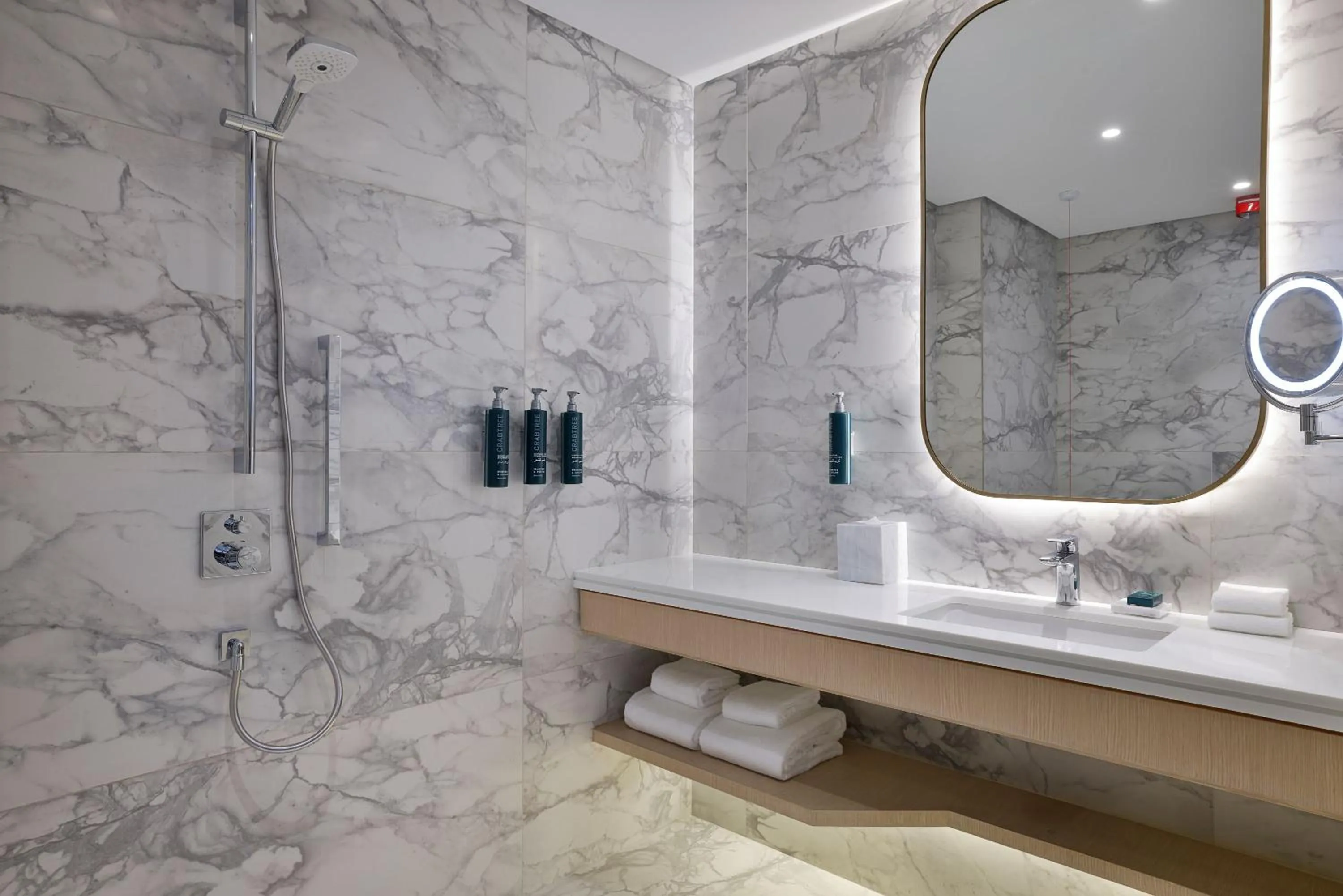 Bathroom in DoubleTree by Hilton Madinah Gate