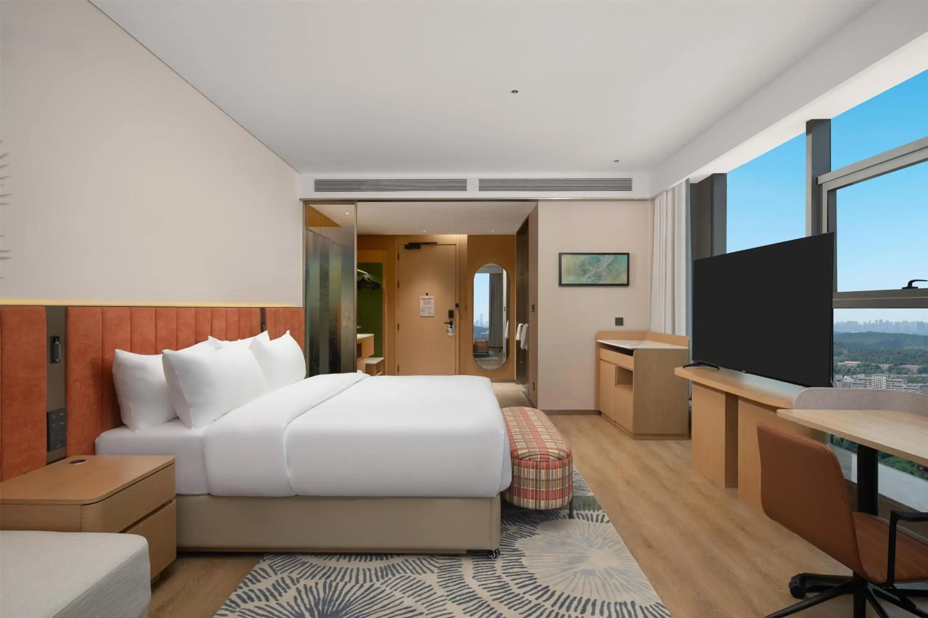 Deluxe King Room With Panoramic View in Hilton Garden Inn Wuhan Optics Valley Deluxe King Room With Panoramic View in Hilton Garden Inn Wuhan Optics Valley