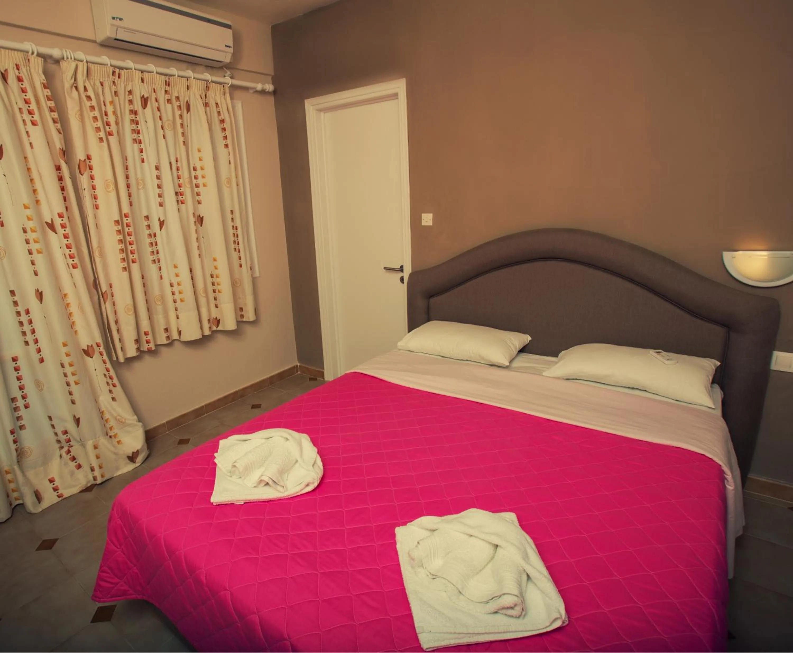 Bed in Sunshine Resort