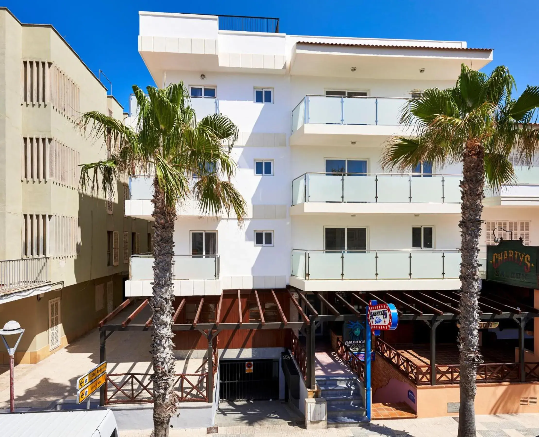 Property building in Apartamentos Charlys Can Picafort Property building in Apartamentos Charlys Can Picafort