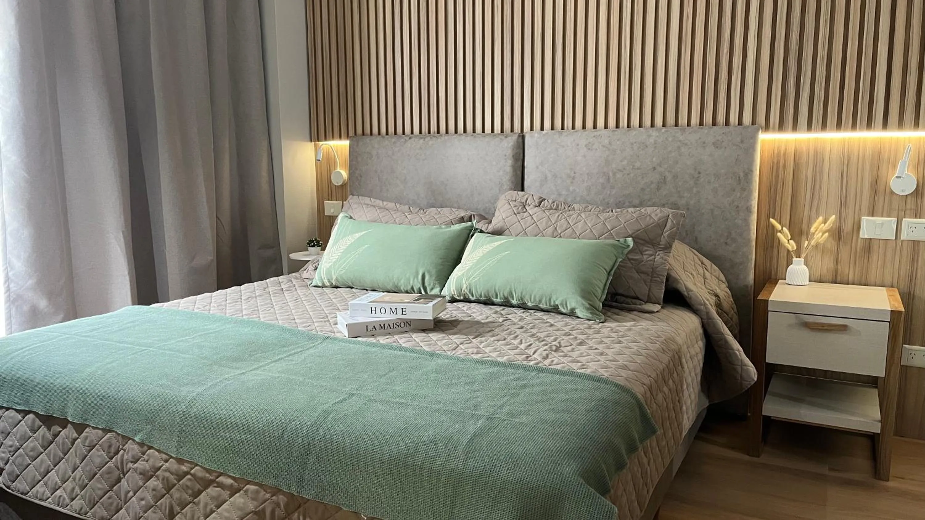 Bed in Empire Hotel Buenos Aires by HS