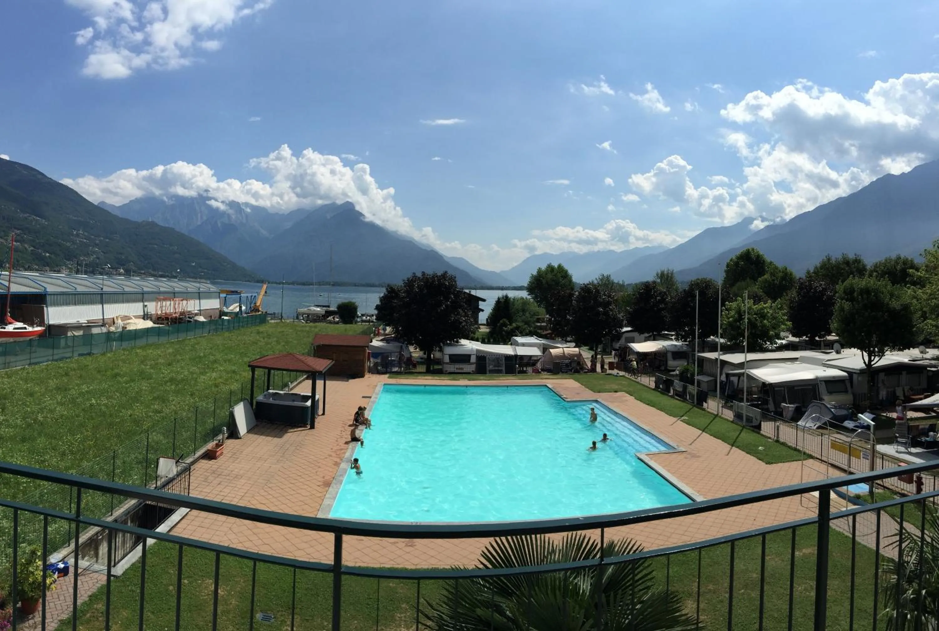 Pool view in Hotel Resort Le Vele